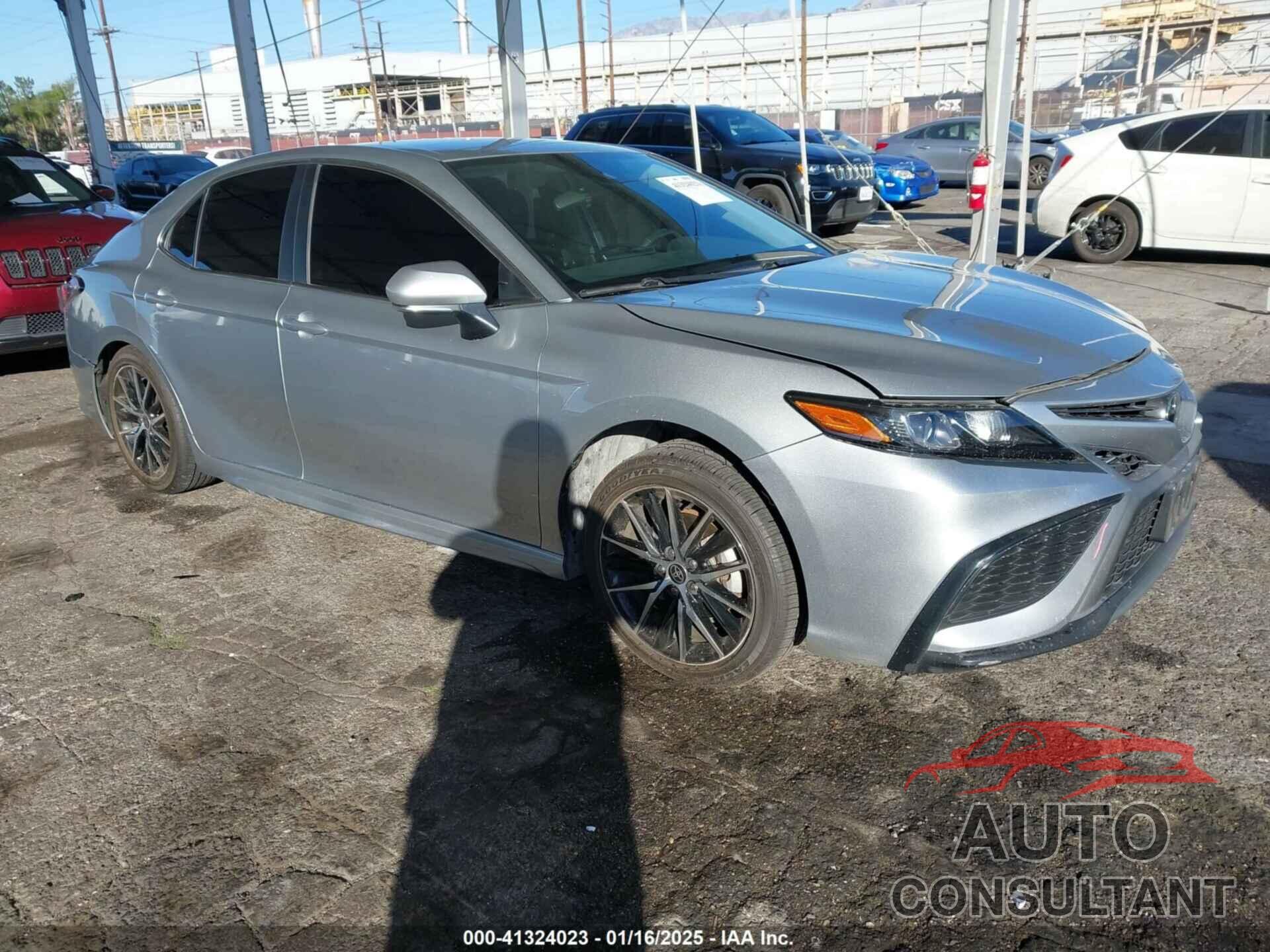 TOYOTA CAMRY 2022 - 4T1G11AK6NU666826