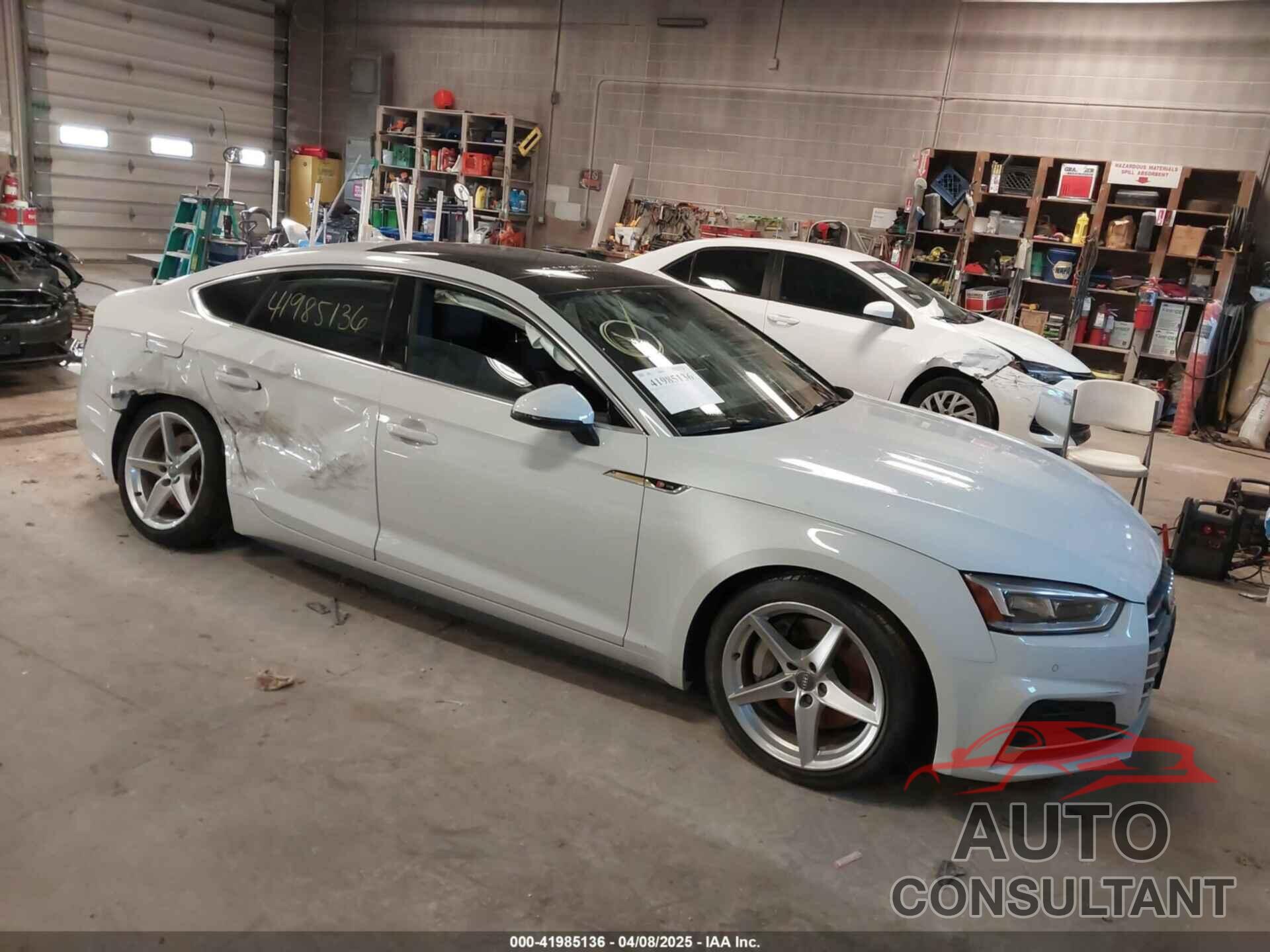 AUDI A5 2018 - WAUENCF54JA100042