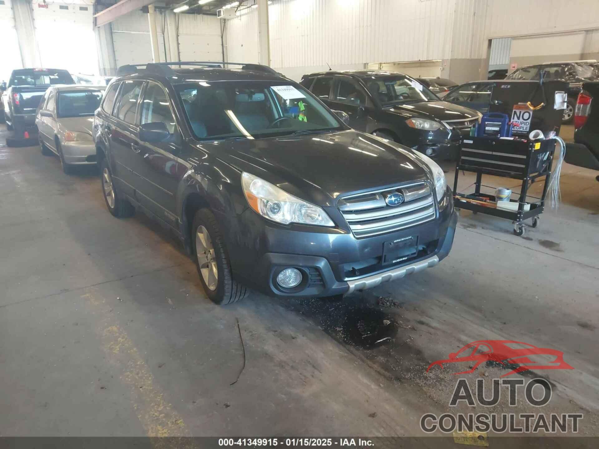 SUBARU OUTBACK 2013 - 4S4BRBKC5D3270083