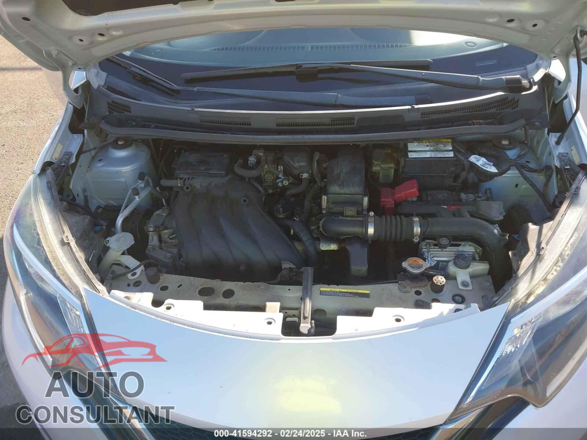 NISSAN VERSA NOTE 2017 - 3N1CE2CP8HL353770