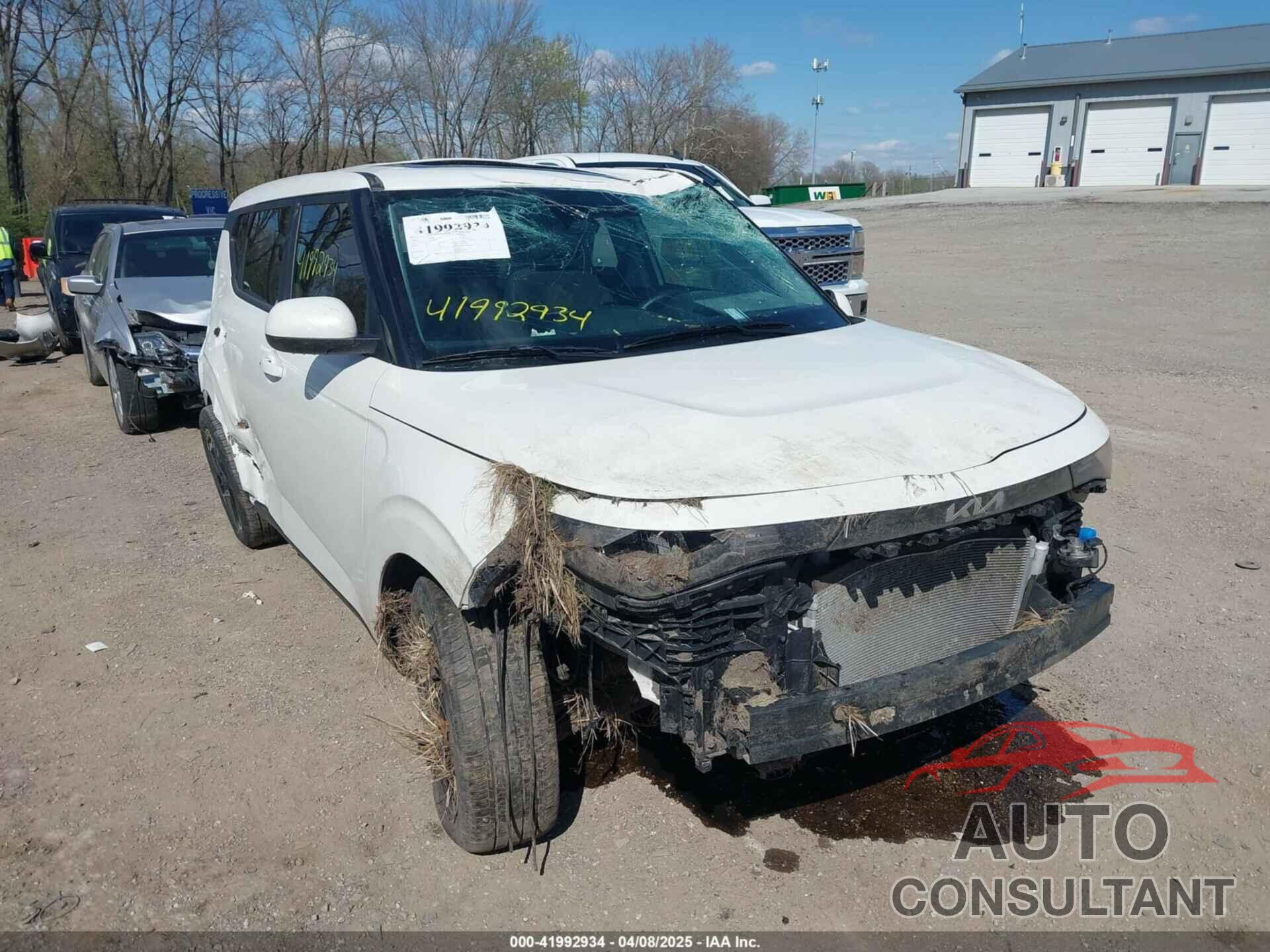KIA SOUL 2023 - KNDJ33AU1P7894753