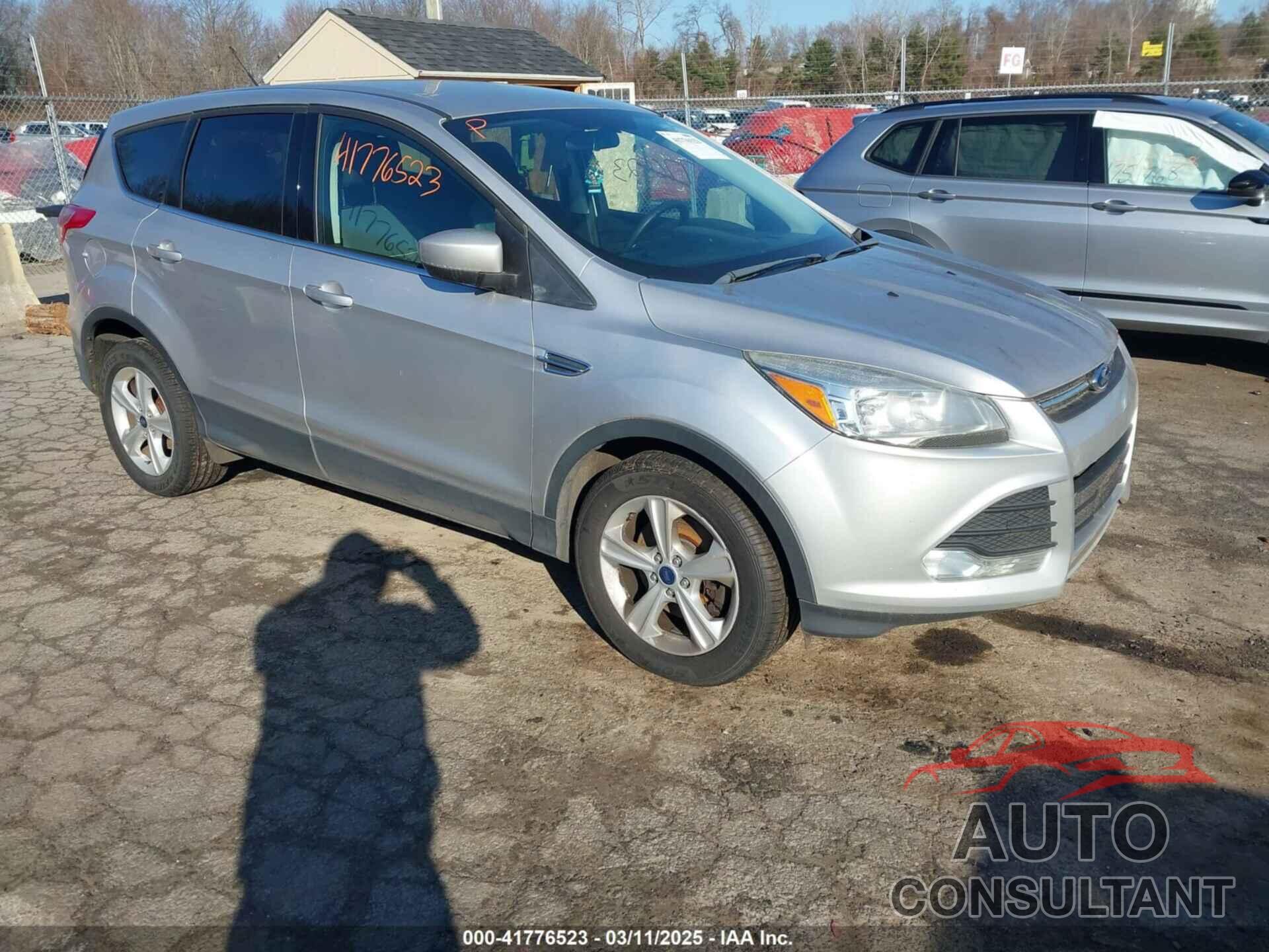 FORD ESCAPE 2015 - 1FMCU9G97FUB22393