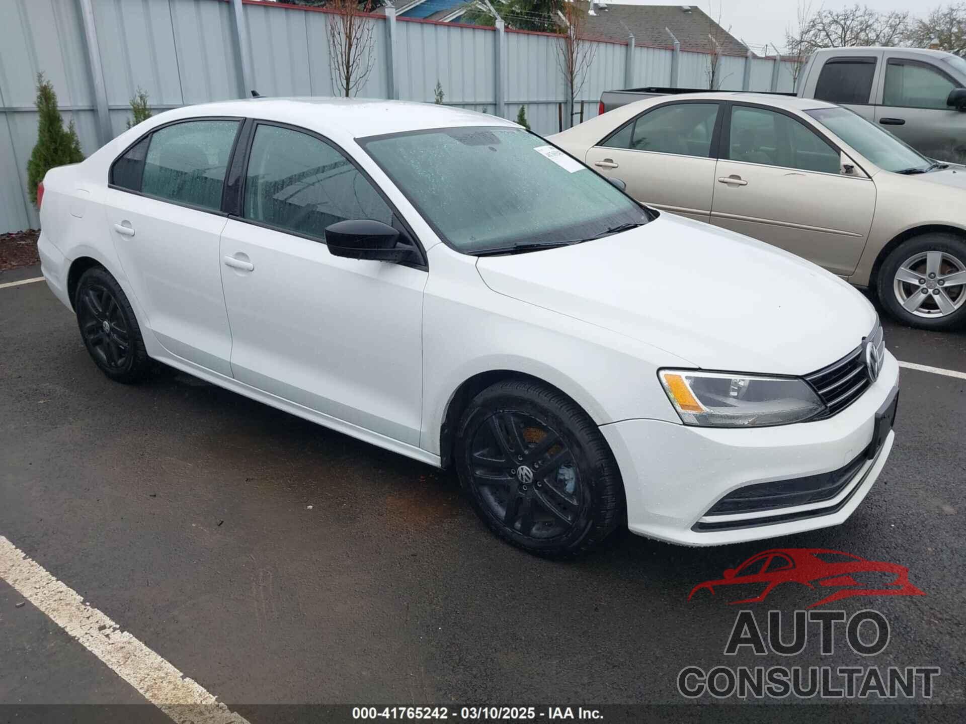 VOLKSWAGEN JETTA 2015 - 3VW2K7AJ5FM226816