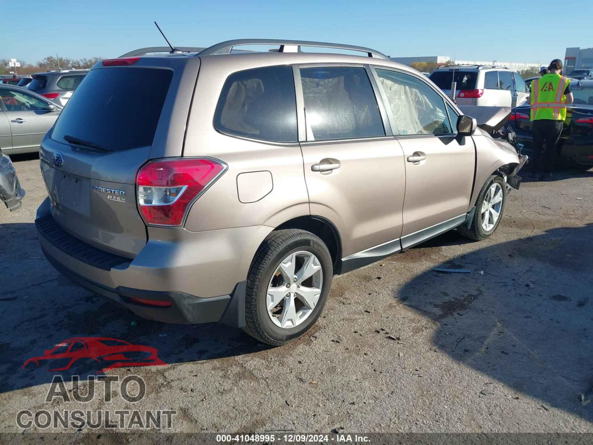 SUBARU FORESTER 2015 - JF2SJADC4FH566920