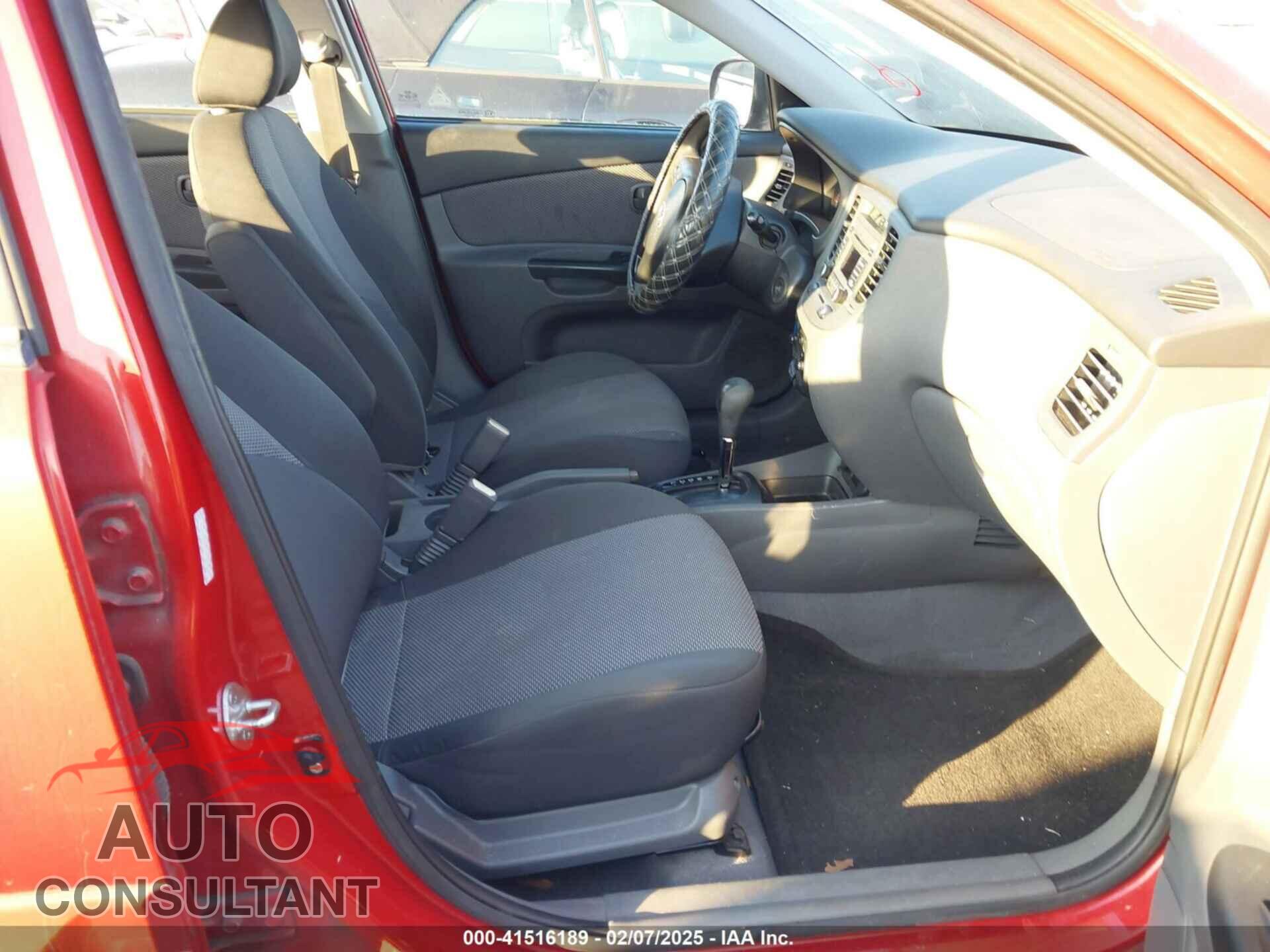 KIA RIO 2010 - KNADH4A3XA6665381