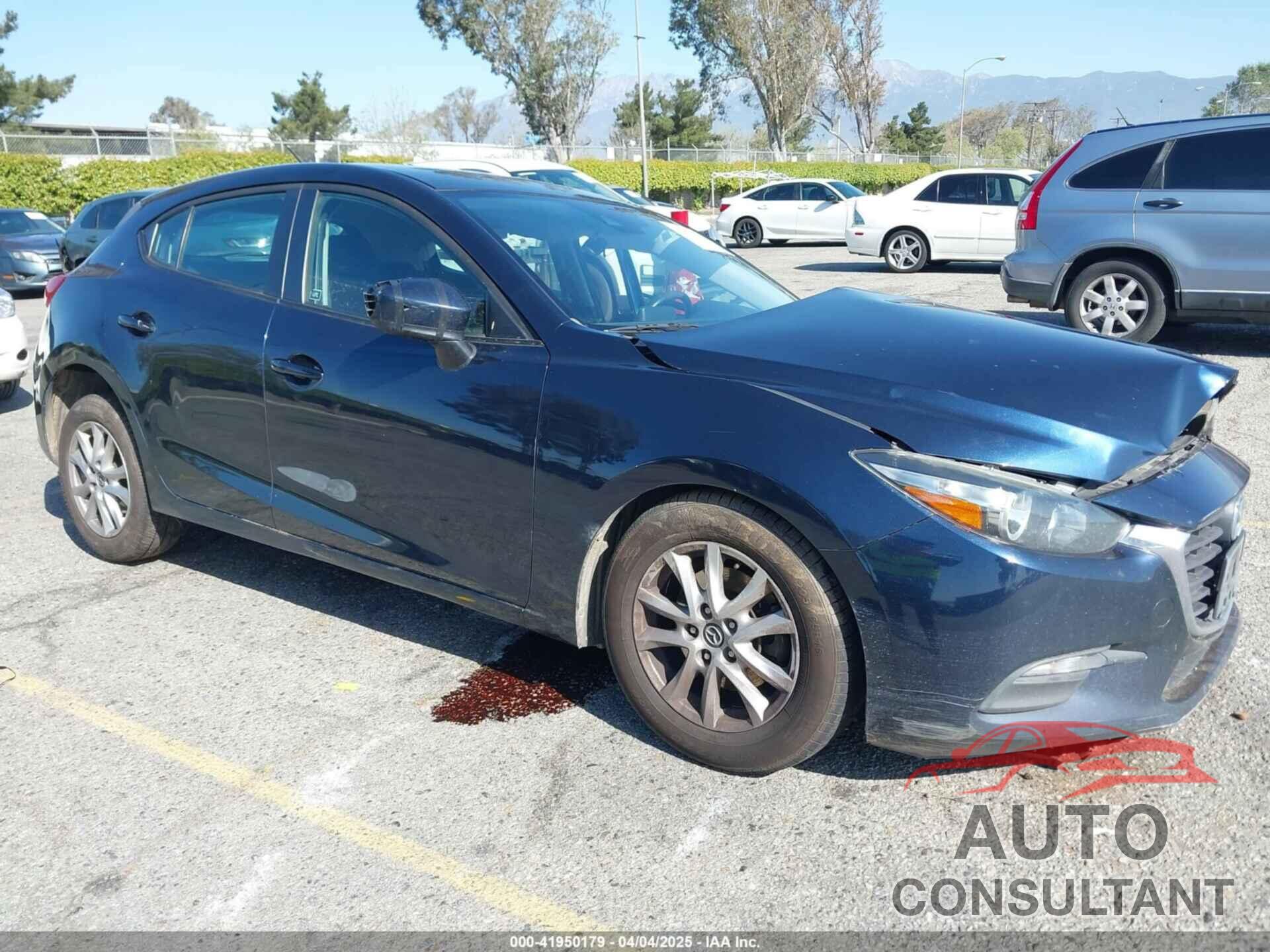 MAZDA MAZDA3 2018 - 3MZBN1K76JM197424
