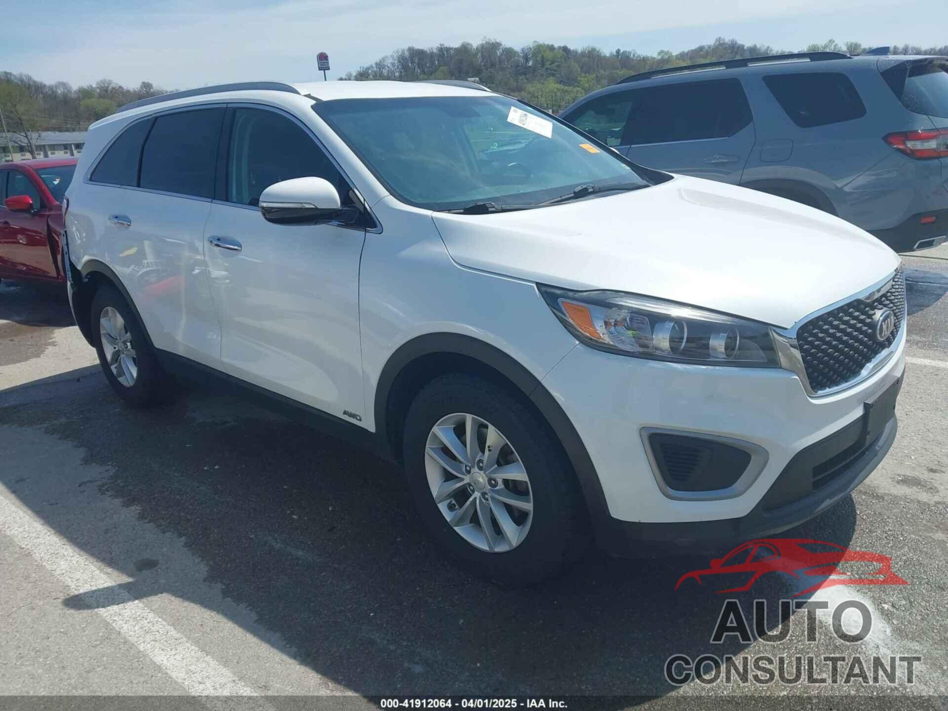 KIA SORENTO 2017 - 5XYPGDA33HG273739
