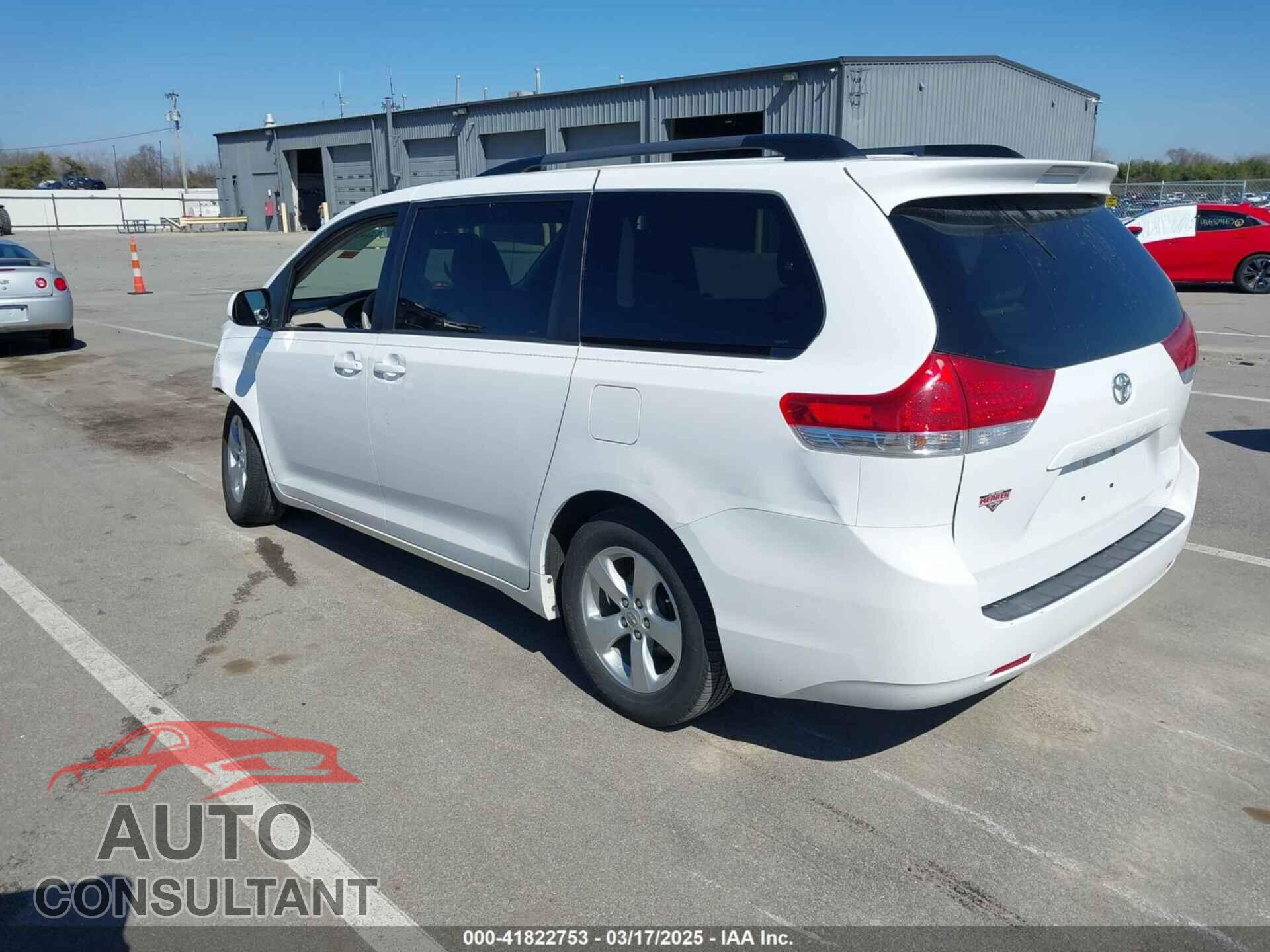 TOYOTA SIENNA 2012 - 5TDKK3DC3CS213969