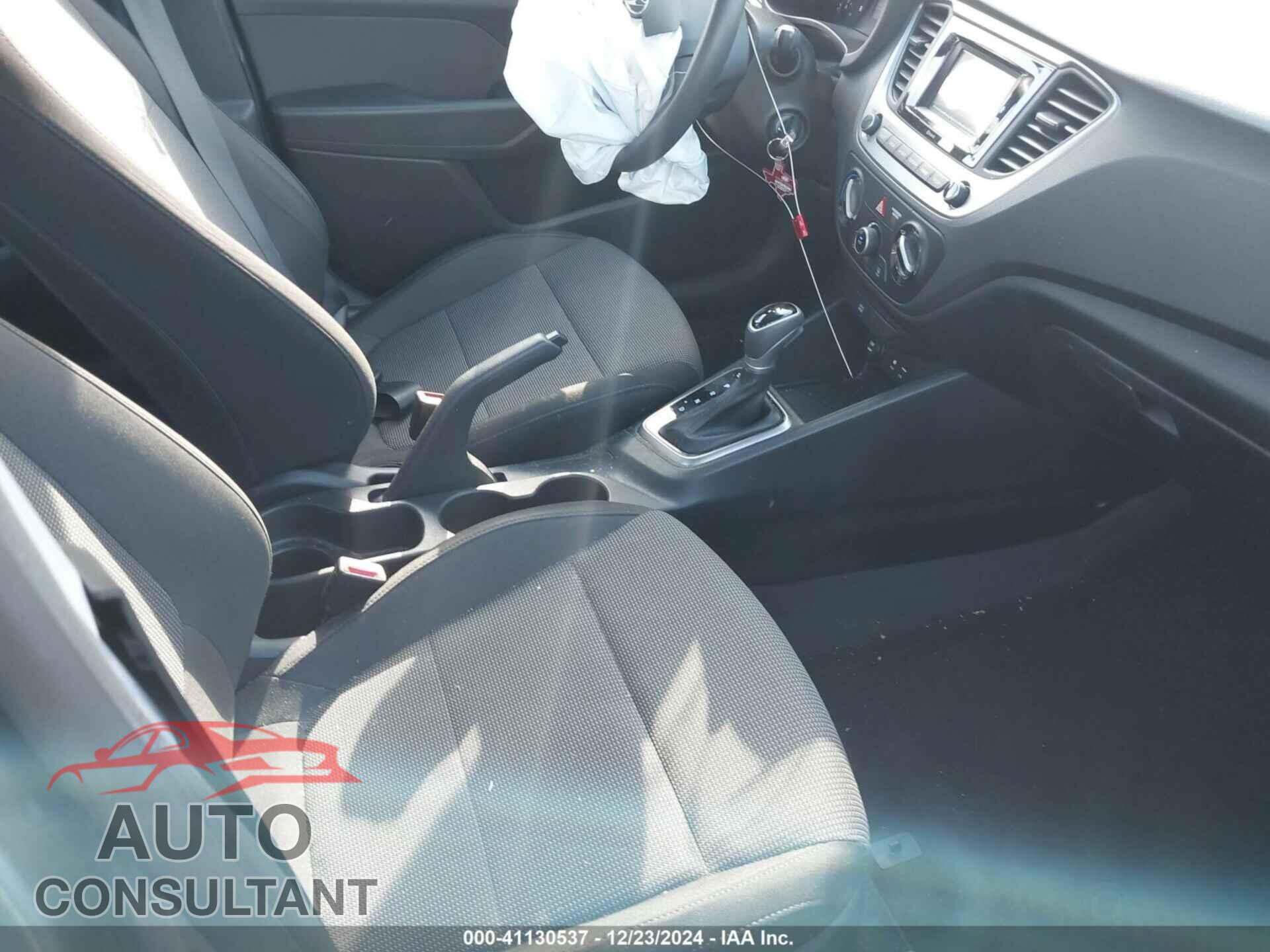 HYUNDAI ACCENT 2018 - 3KPC24A3XJE024001