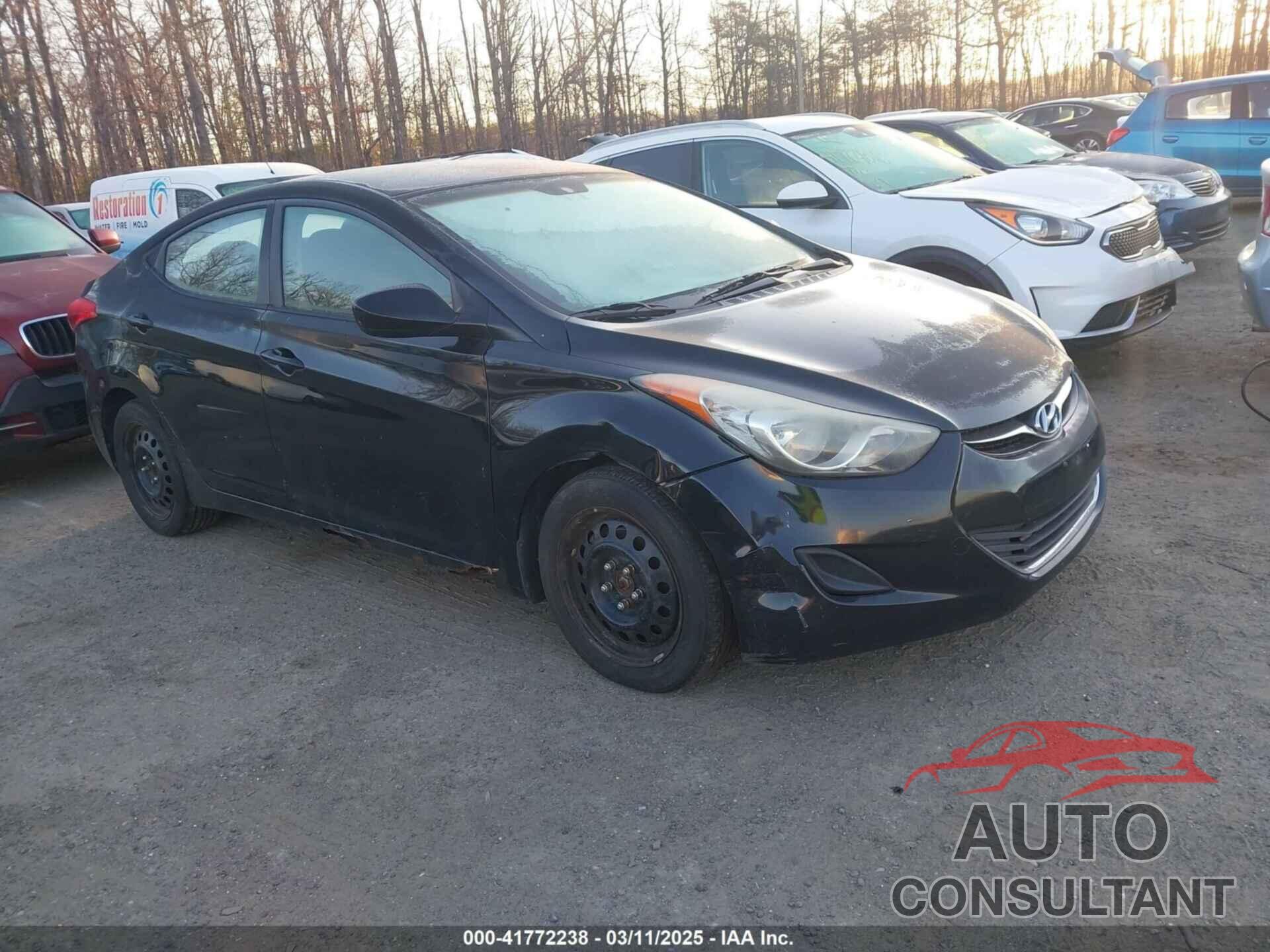 HYUNDAI ELANTRA 2012 - 5NPDH4AE1CH135202