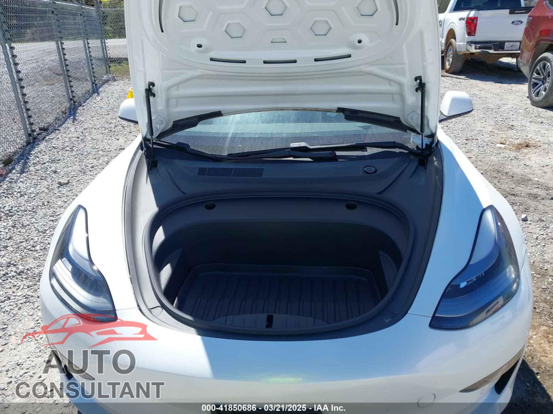 TESLA MODEL 3 2021 - 5YJ3E1EA2MF020540