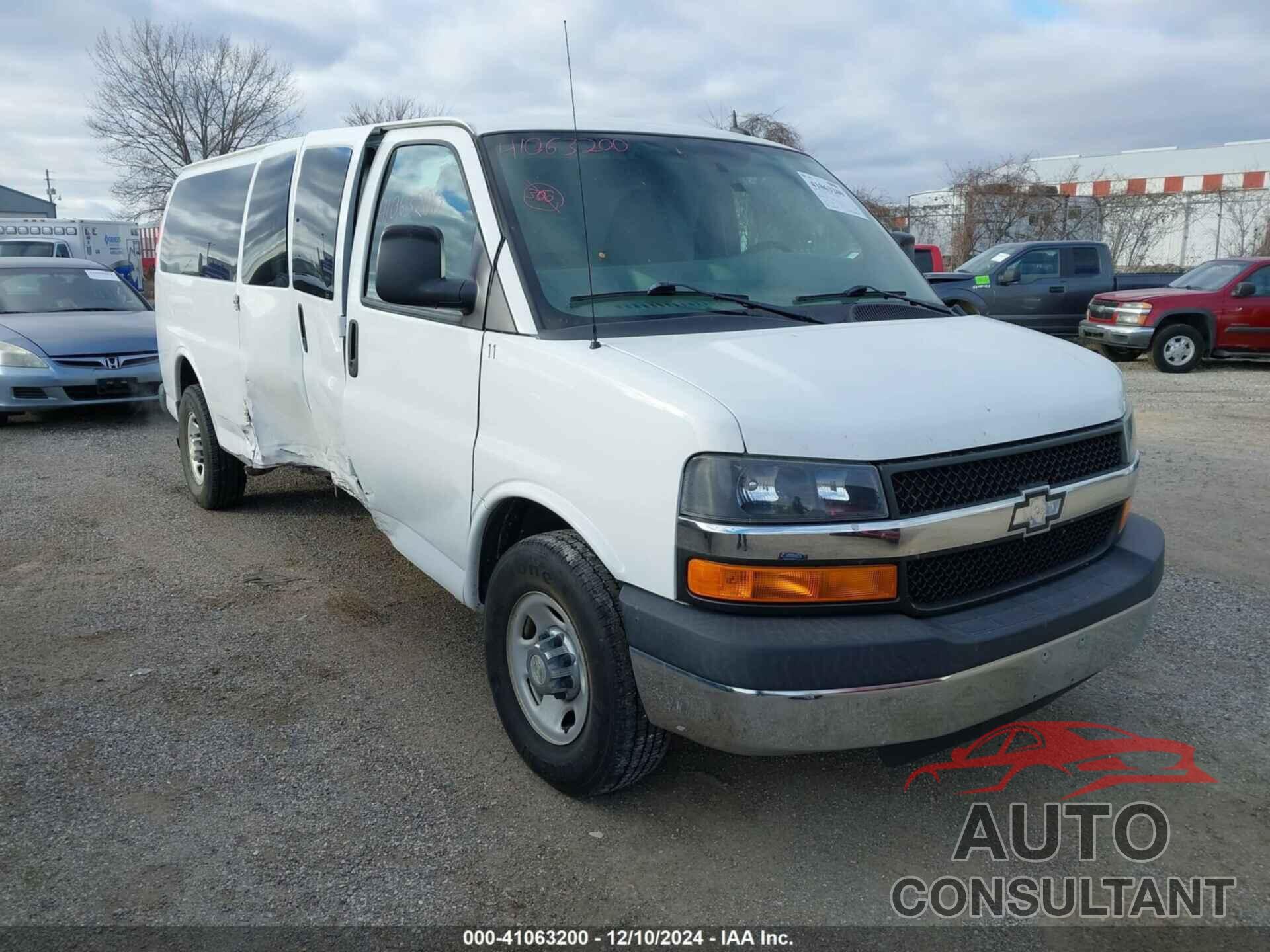 CHEVROLET EXPRESS 3500 2015 - 1GAZG1FG3F1222539