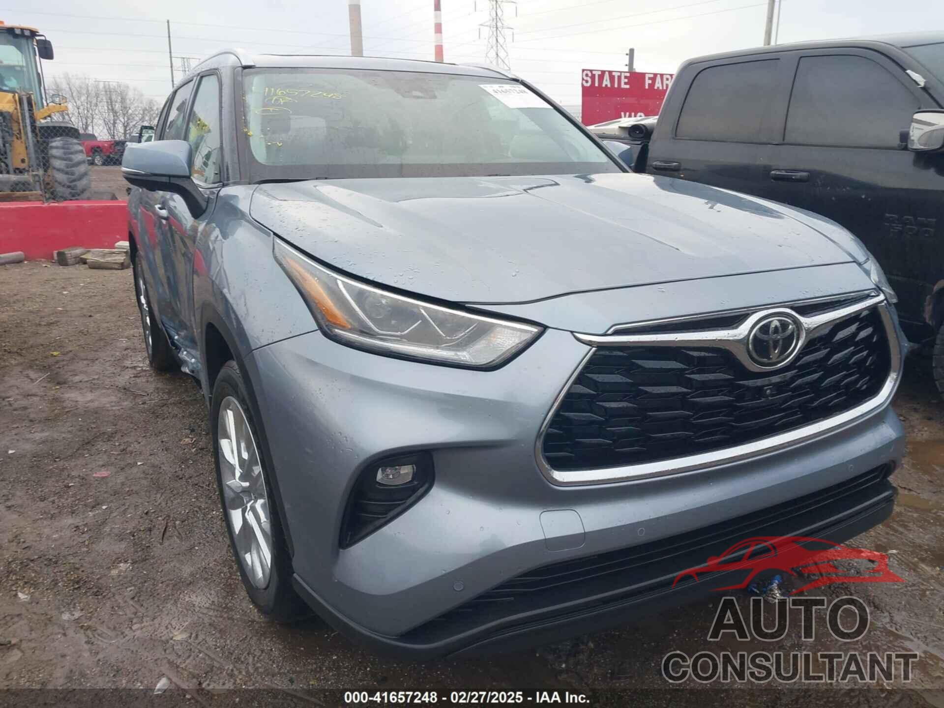 TOYOTA HIGHLANDER 2023 - 5TDKDRBH4PS003270