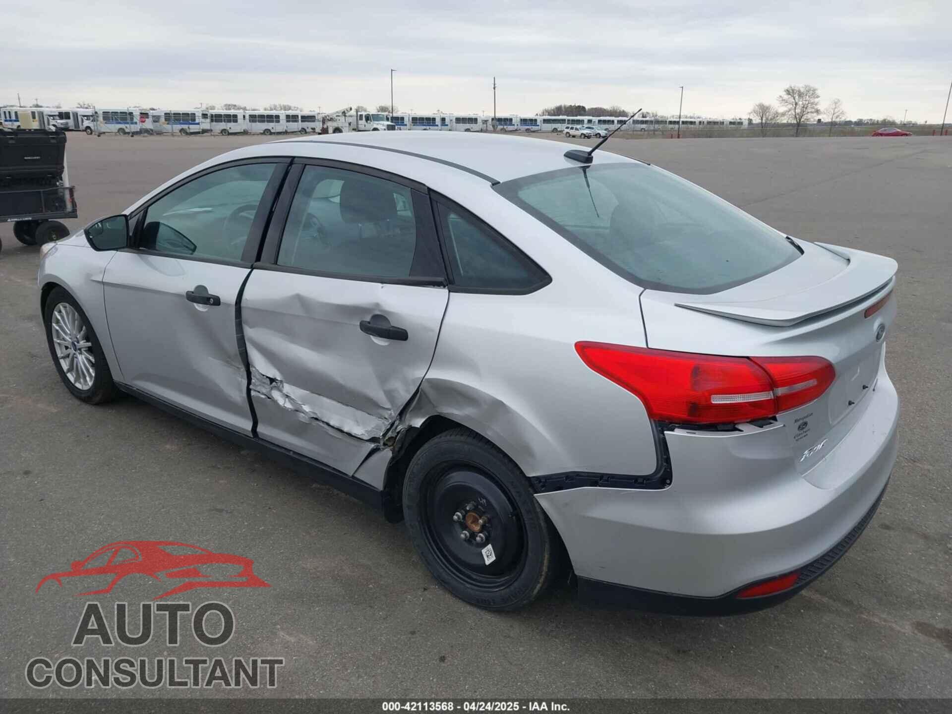 FORD FOCUS 2016 - 1FADP3E24GL407388