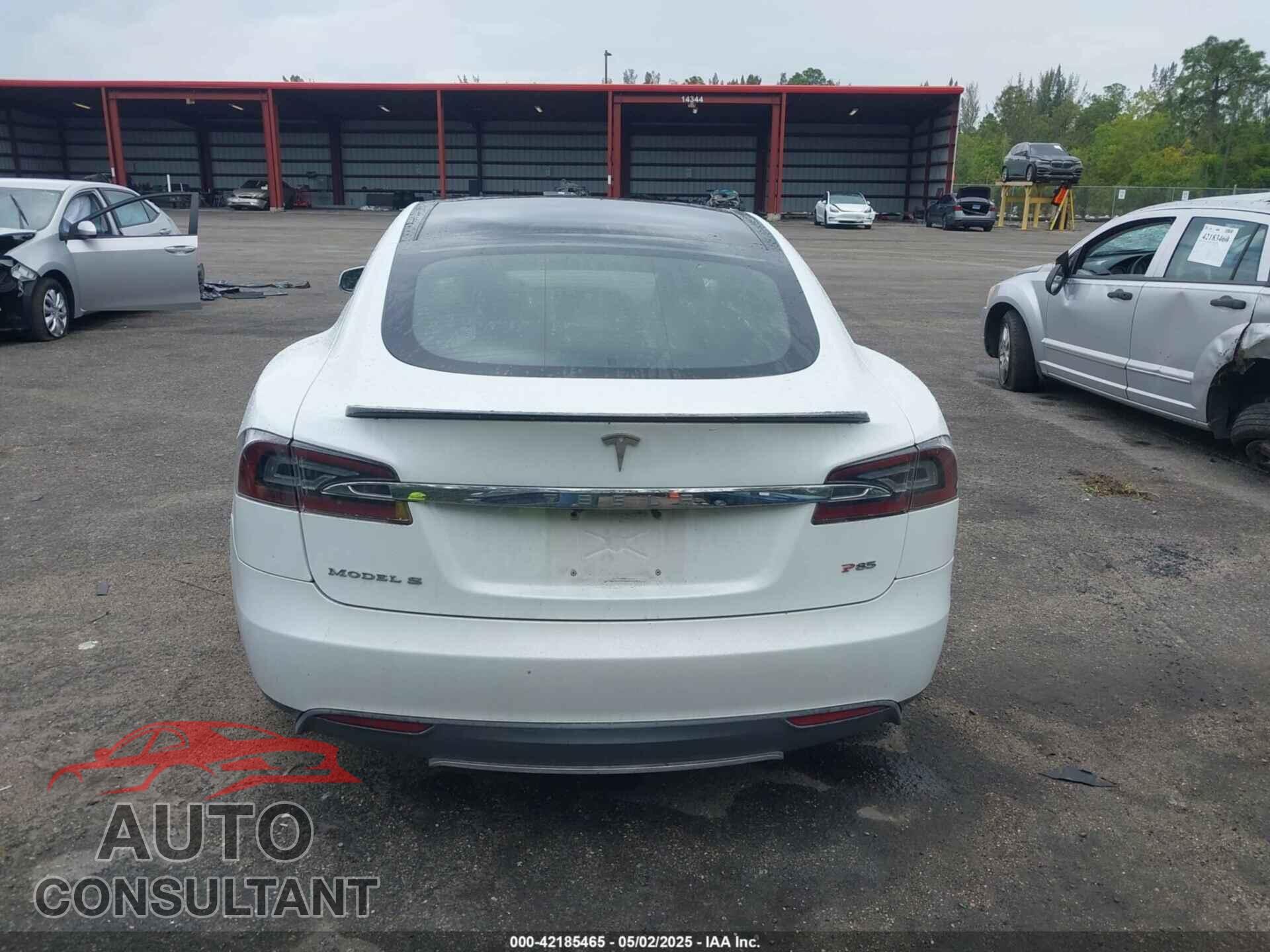 TESLA MODEL S 2013 - 5YJSA1DP9DFP04076