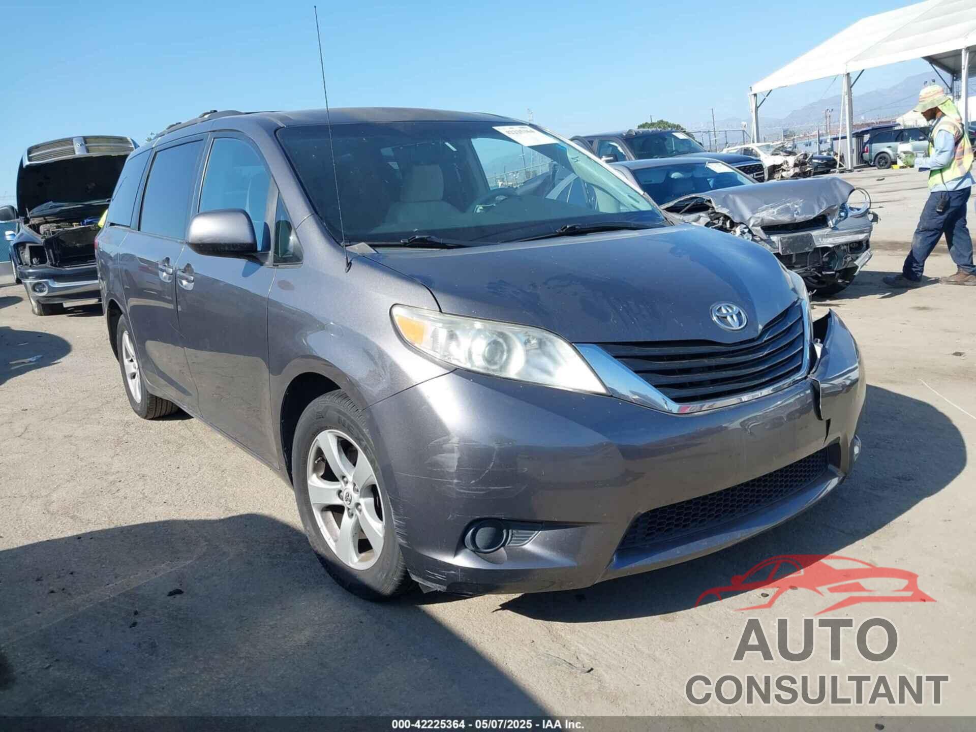 TOYOTA SIENNA 2012 - 5TDKK3DC4CS186443