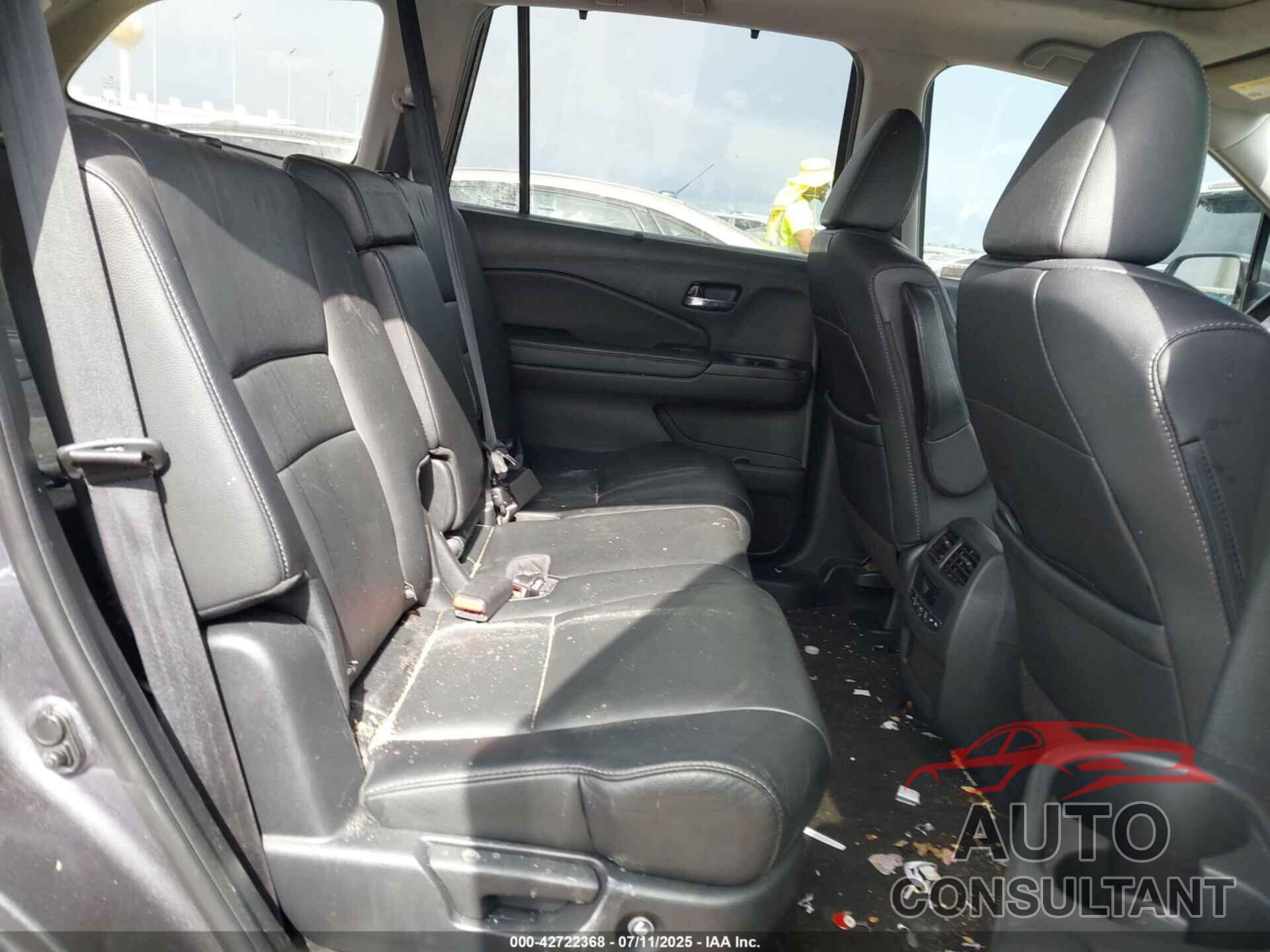 HONDA PILOT 2022 - 5FNYF5H24NB001326