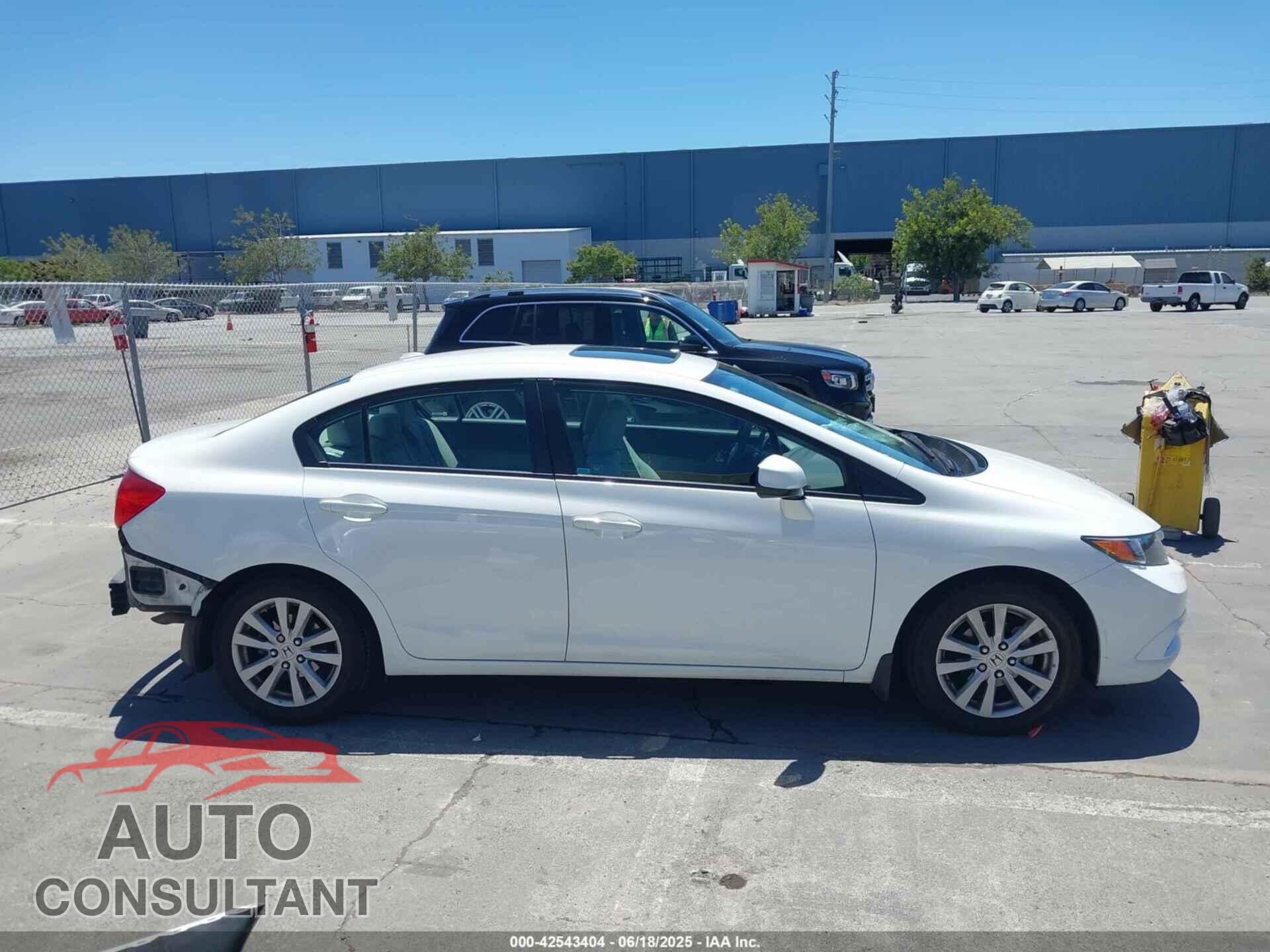 HONDA CIVIC 2012 - 2HGFB2F80CH520990