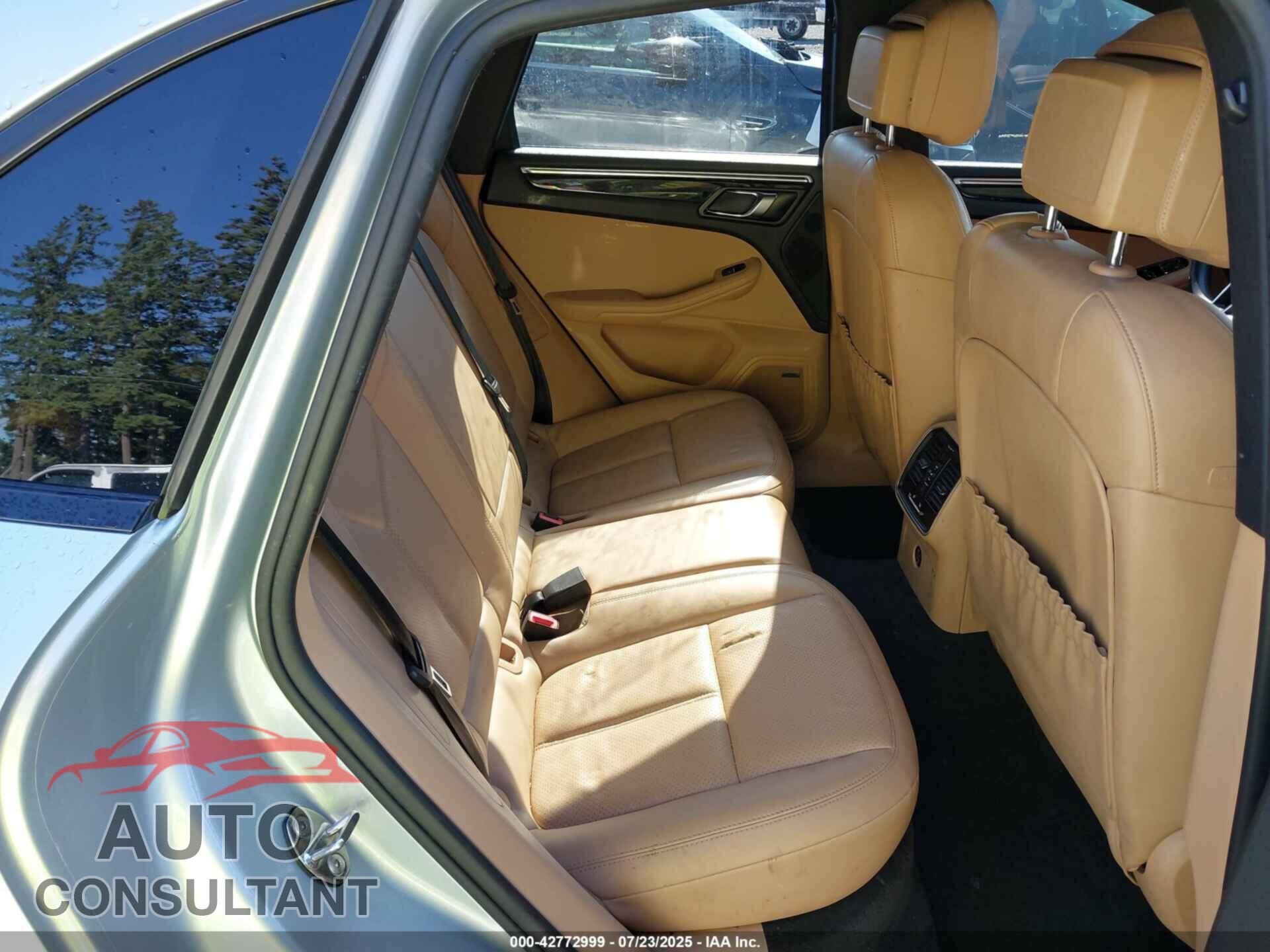 PORSCHE MACAN 2017 - WP1AA2A51HLB09566