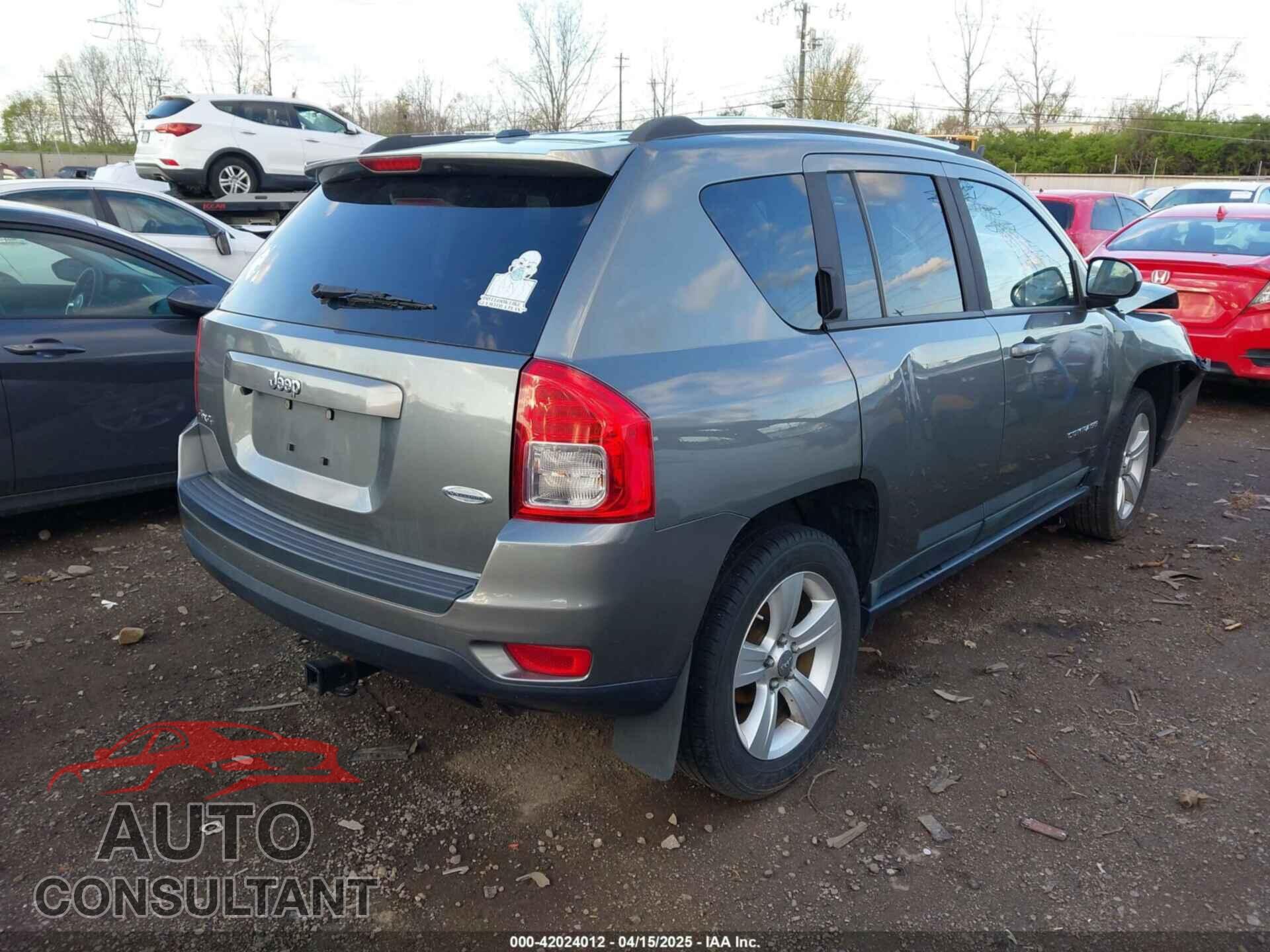 JEEP COMPASS 2011 - 1J4NF1FB6BD280595