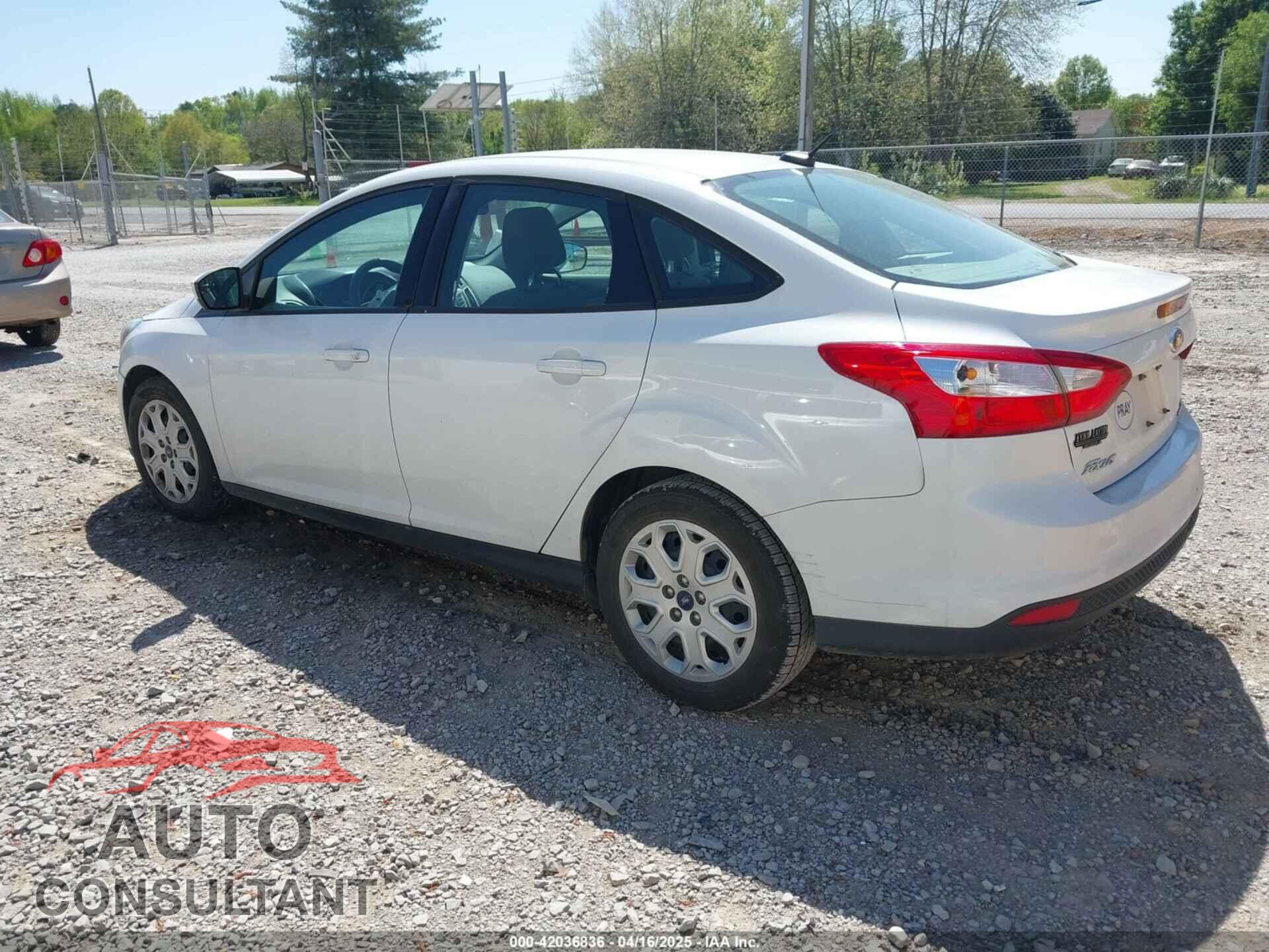 FORD FOCUS 2012 - 1FAHP3F22CL381061