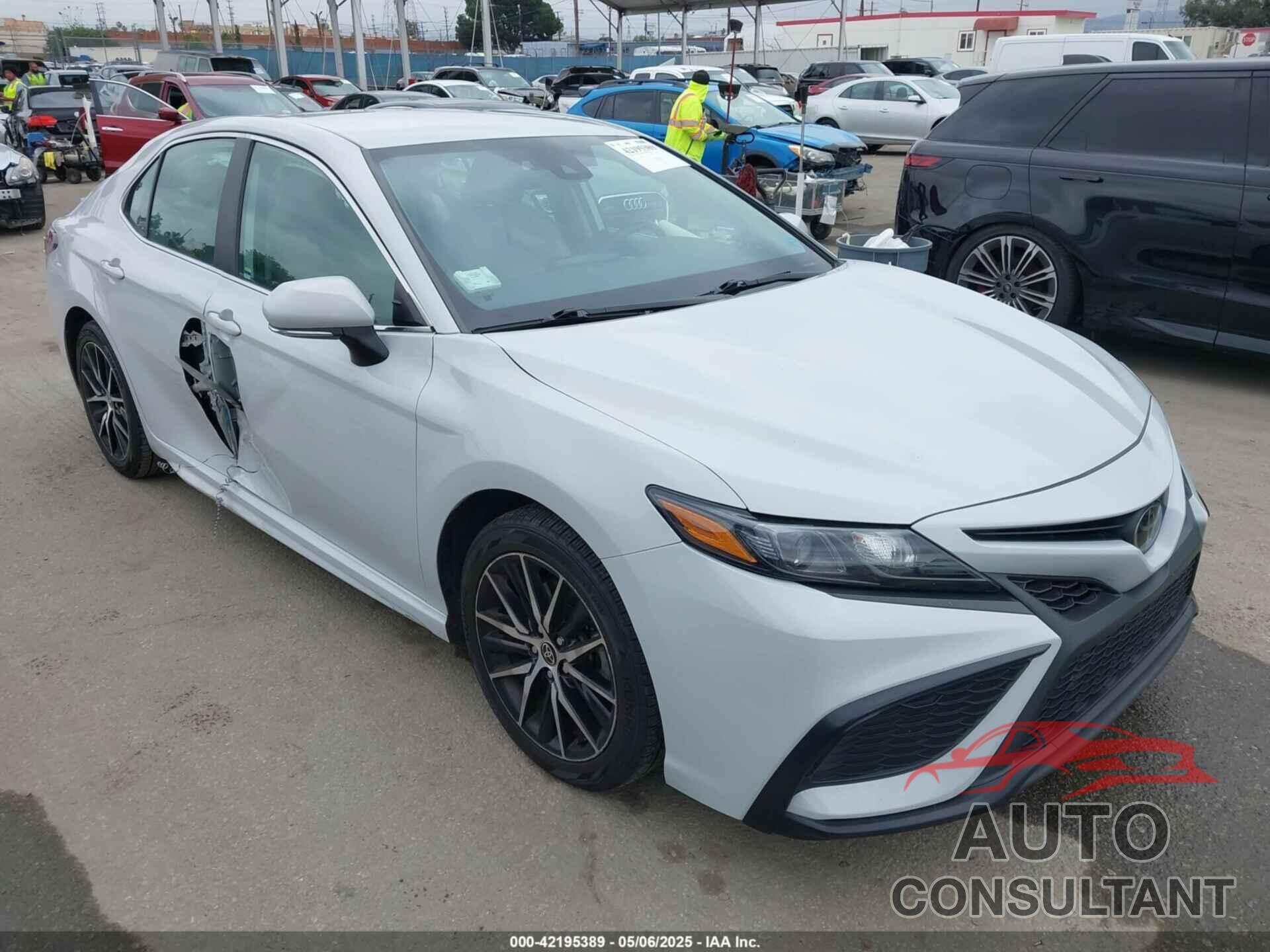 TOYOTA CAMRY 2023 - 4T1G11AK3PU097324