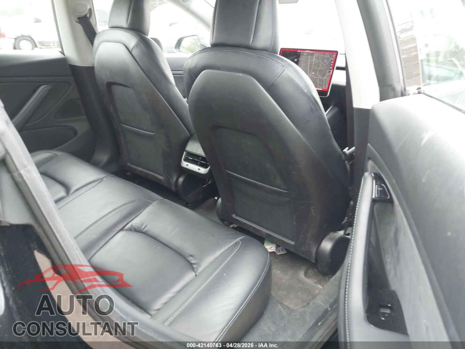 TESLA MODEL 3 2019 - 5YJ3E1EA6KF415656