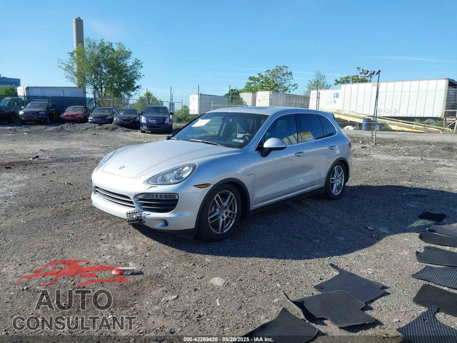 PORSCHE CAYENNE 2013 - WP1AE2A29DLA15374