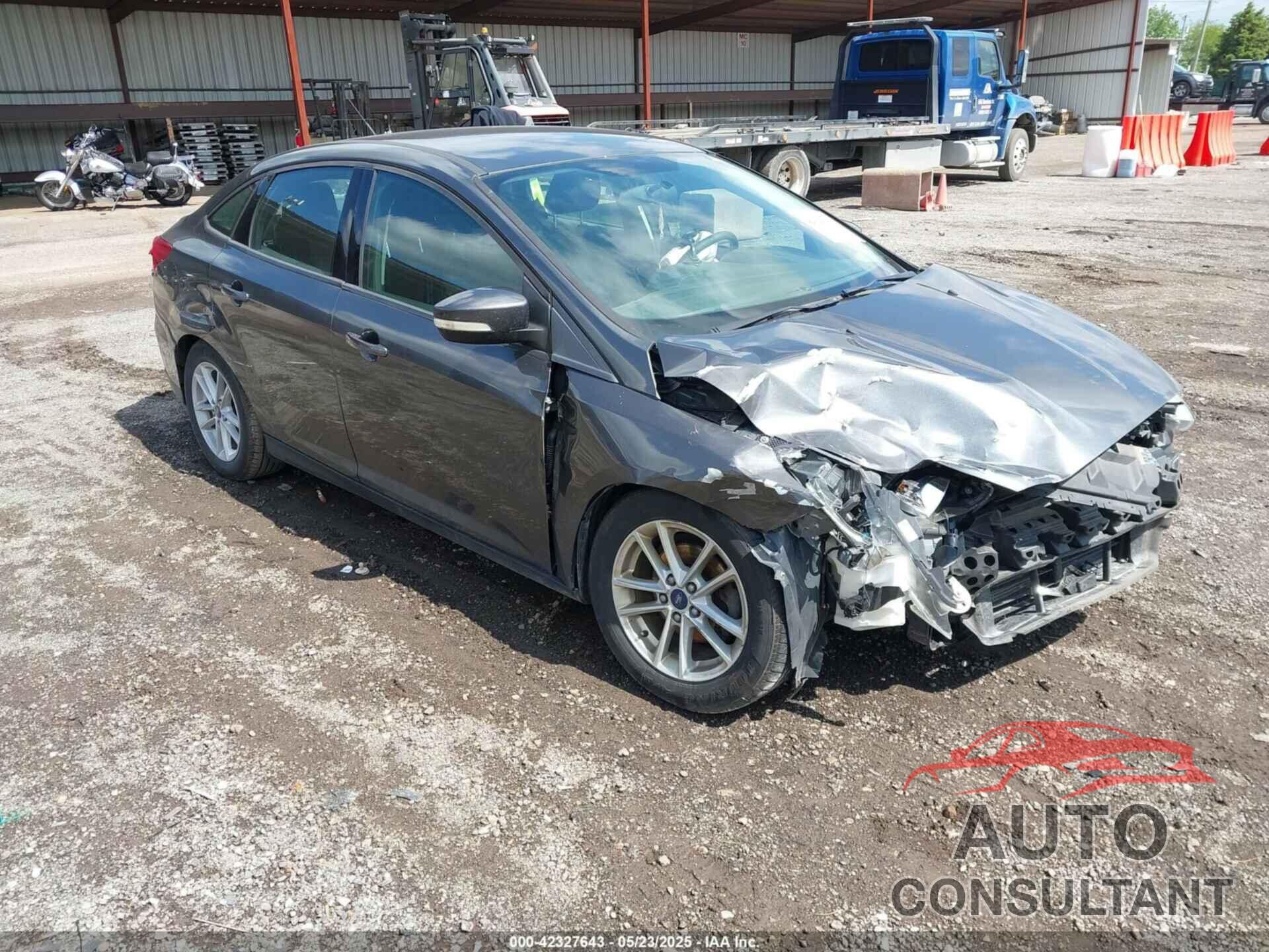FORD FOCUS 2017 - 1FADP3F23HL263008
