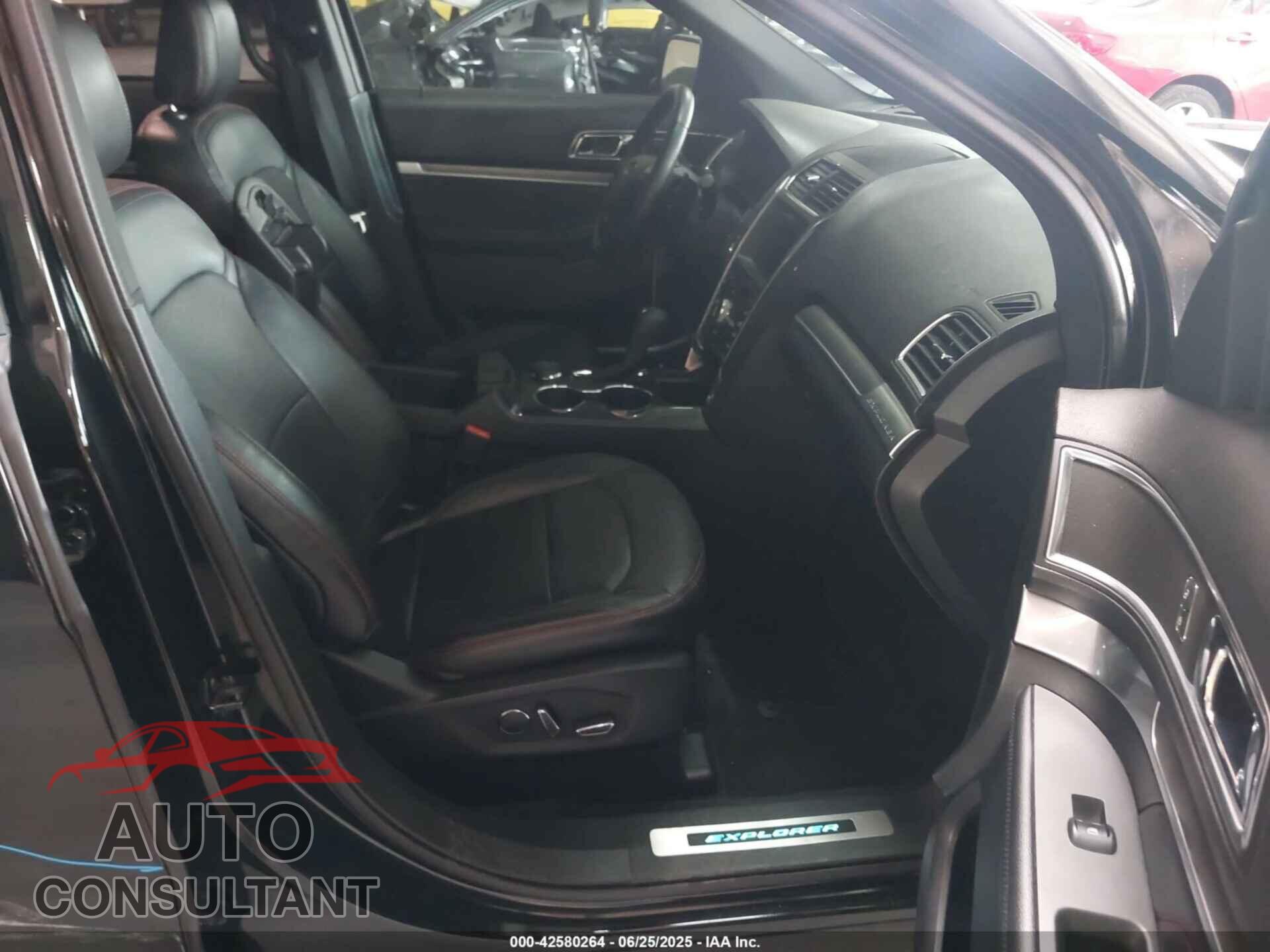 FORD EXPLORER 2018 - 1FM5K8GT8JGB63417