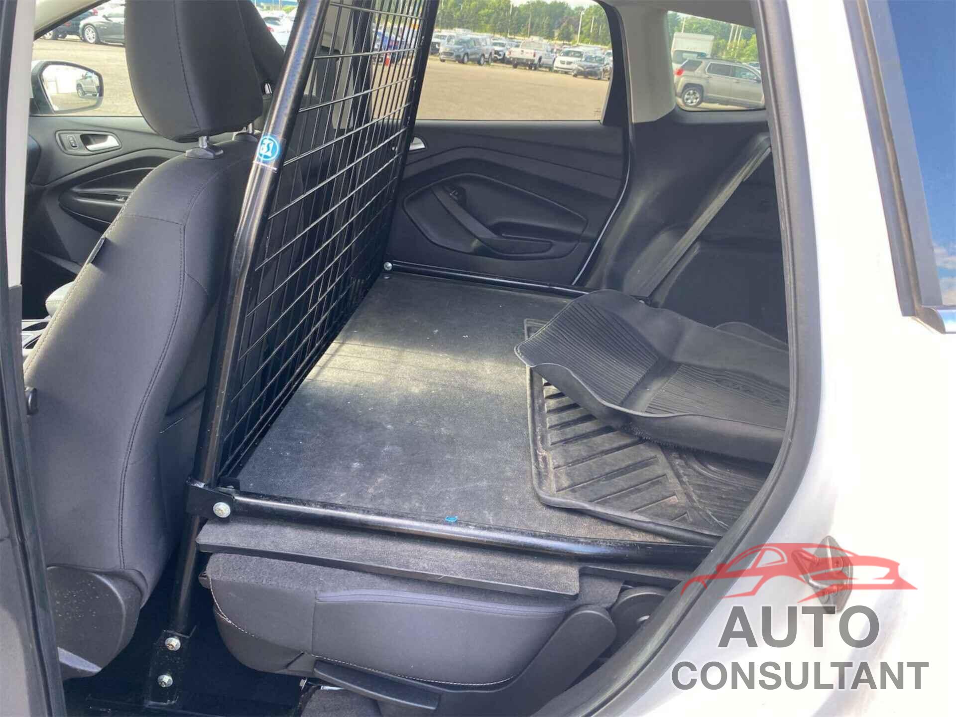 FORD ESCAPE 2019 - 1FMCU9GD5KUC36990