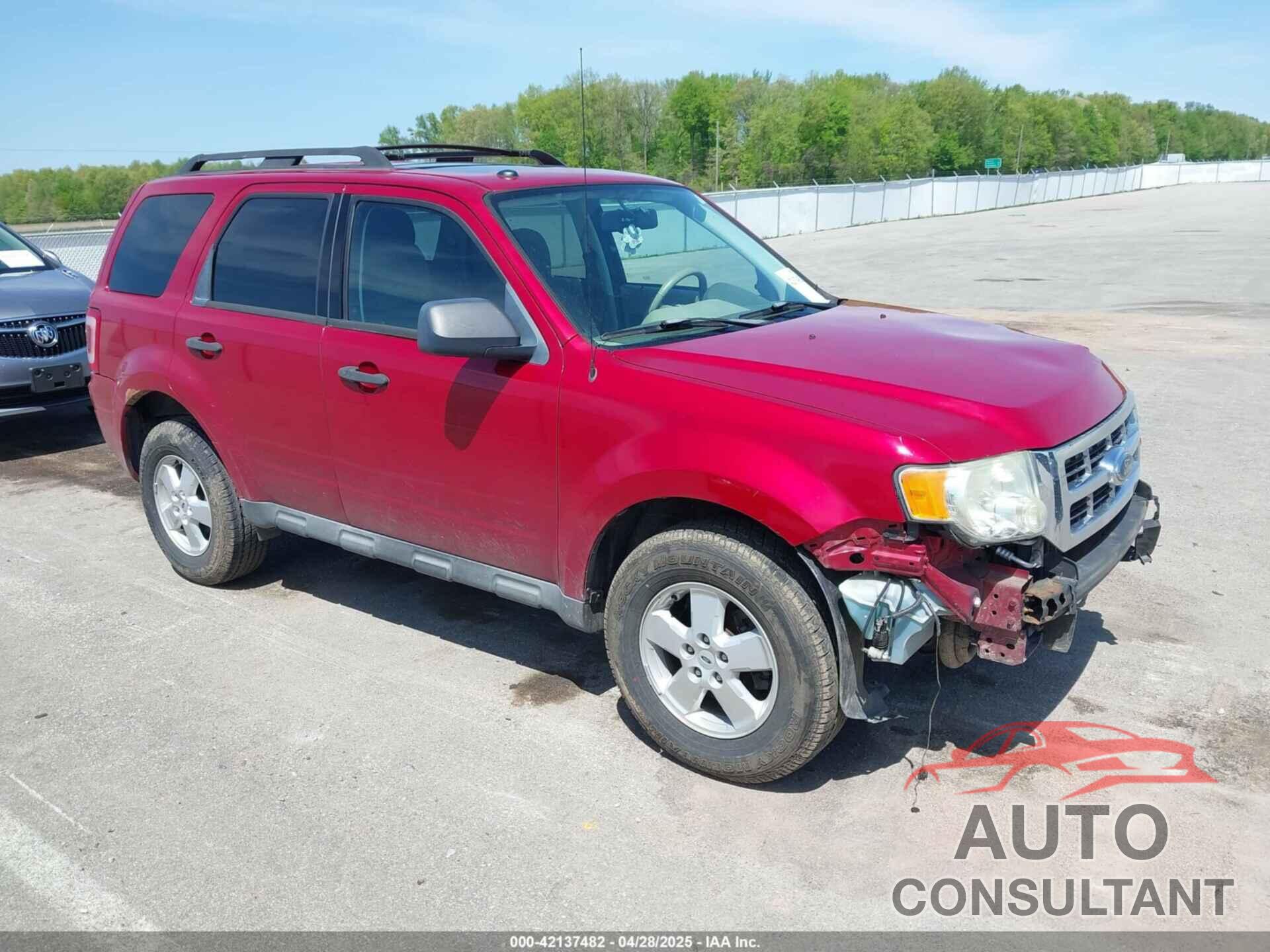 FORD ESCAPE 2010 - 1FMCU9DG1AKA30915