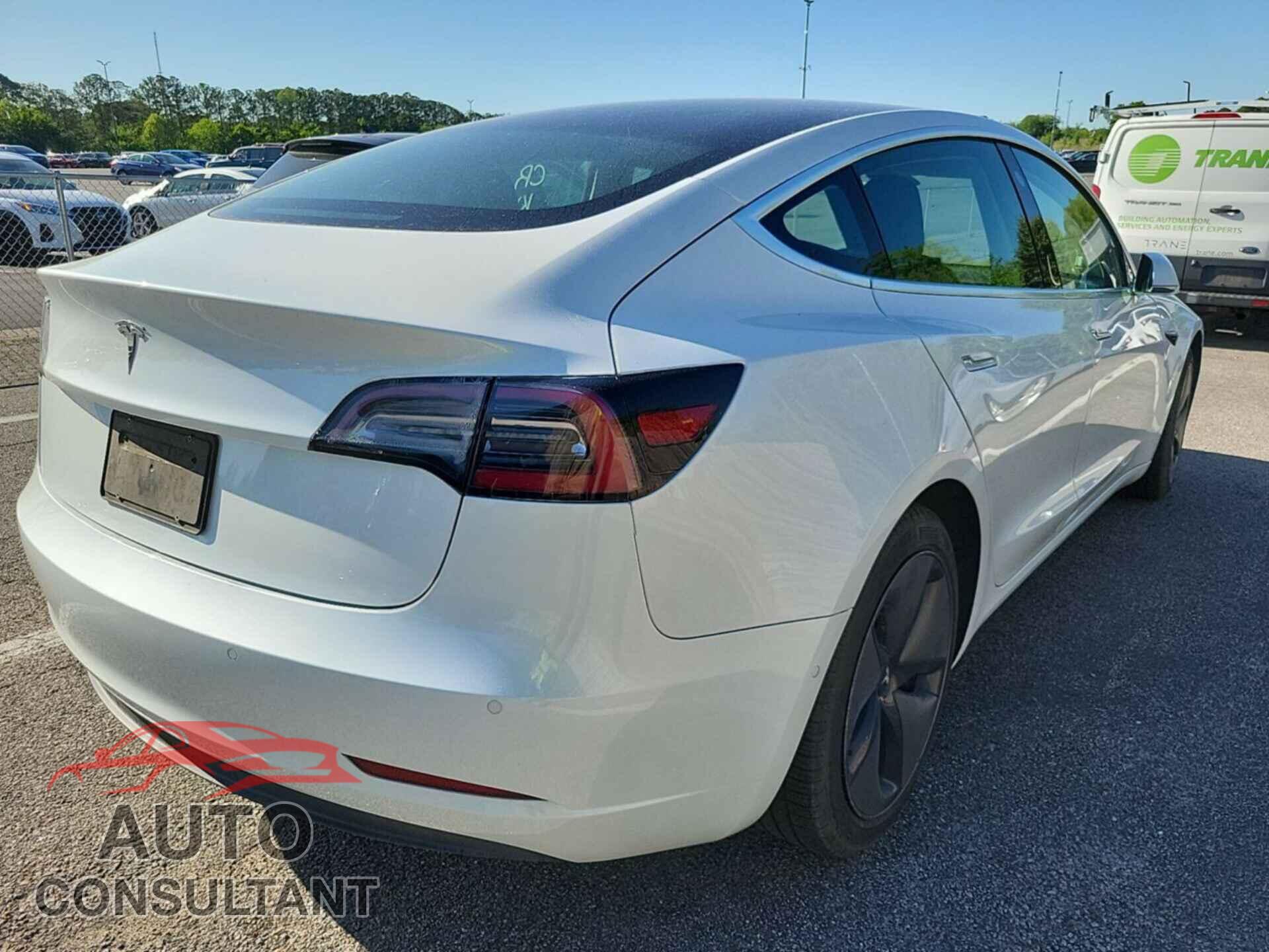 TESLA MODEL 3 2020 - 5YJ3E1EB7LF637357