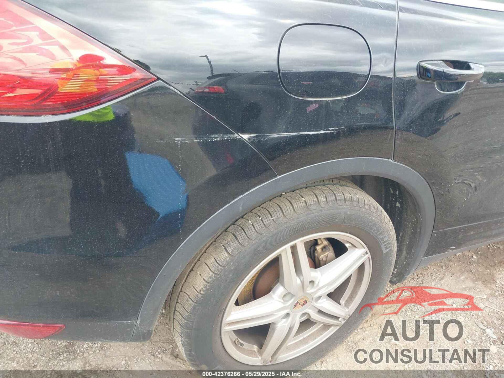 PORSCHE CAYENNE HYBRID 2013 - WP1AE2A24DLA16027