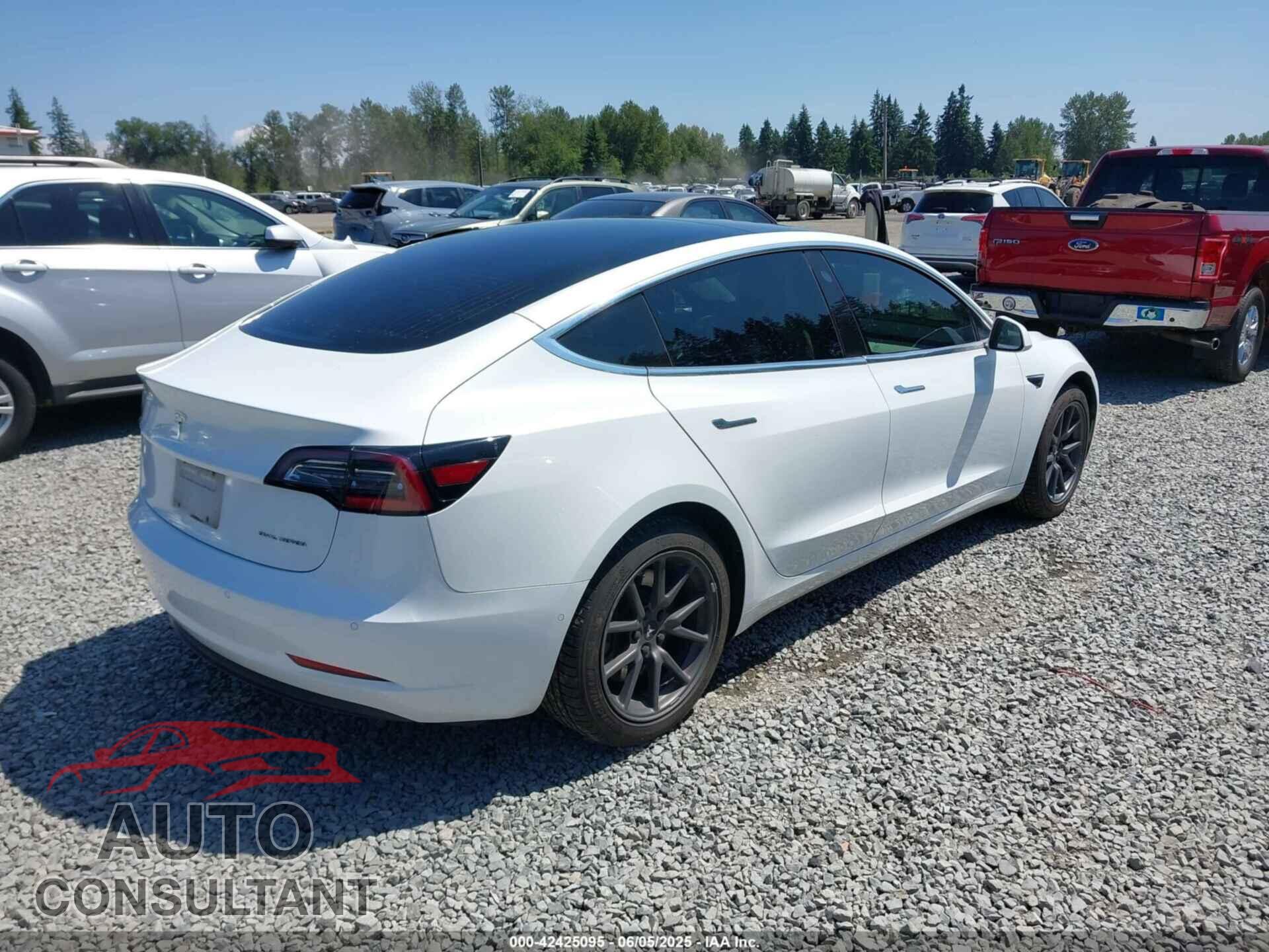 TESLA MODEL 3 2018 - 5YJ3E1EB2JF086364