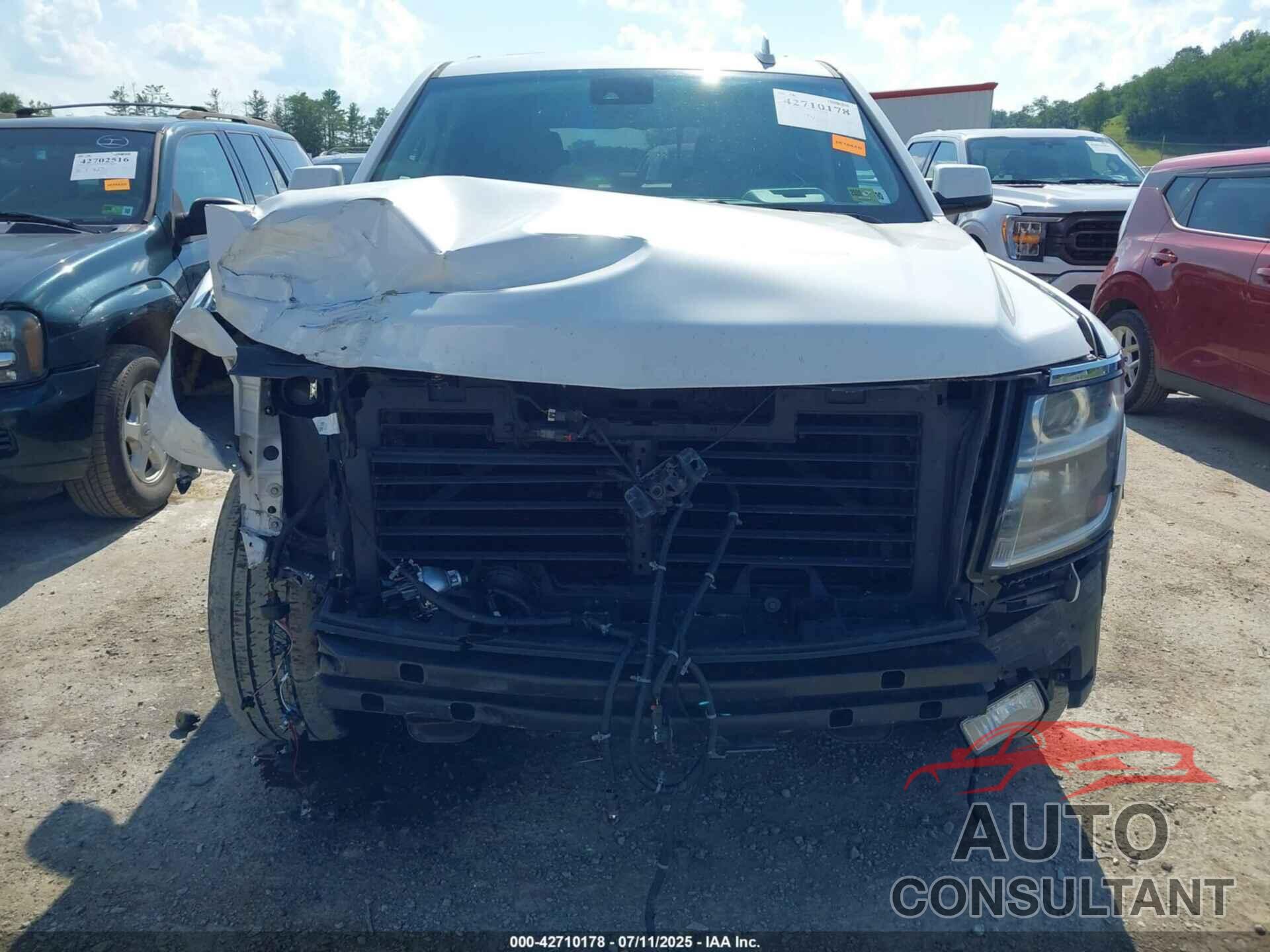CHEVROLET TAHOE 2018 - 1GNSKBKC5JR308047