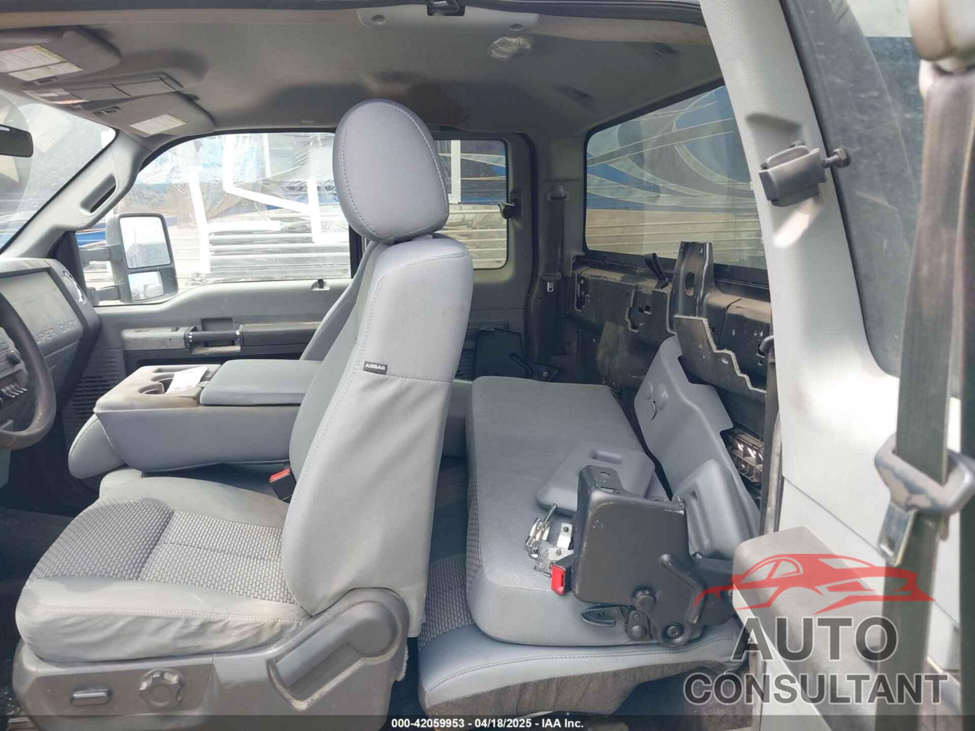 FORD F-550 CHASSIS 2015 - 1FD0X5HT2FED26770