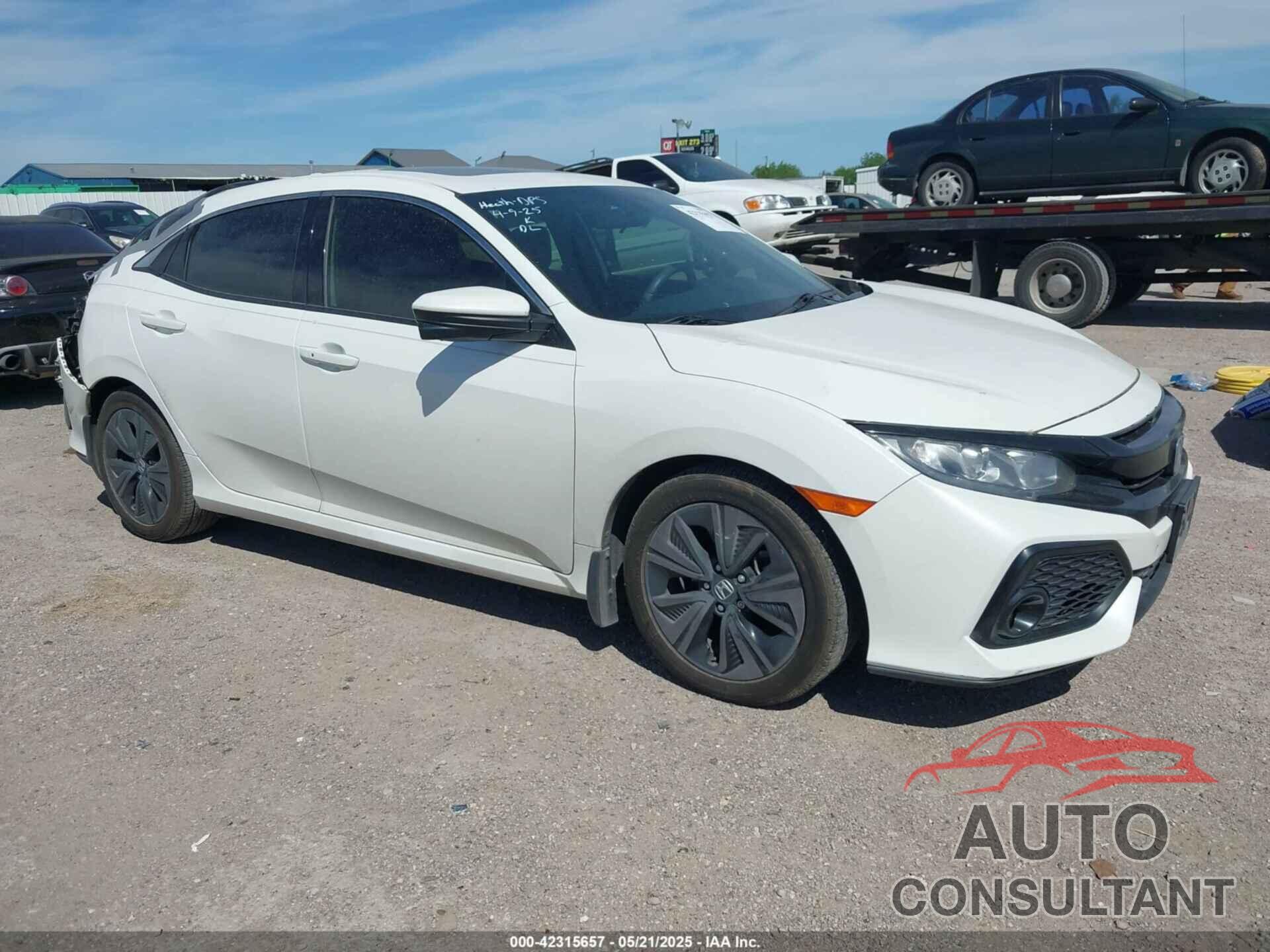 HONDA CIVIC 2018 - SHHFK7H51JU218978
