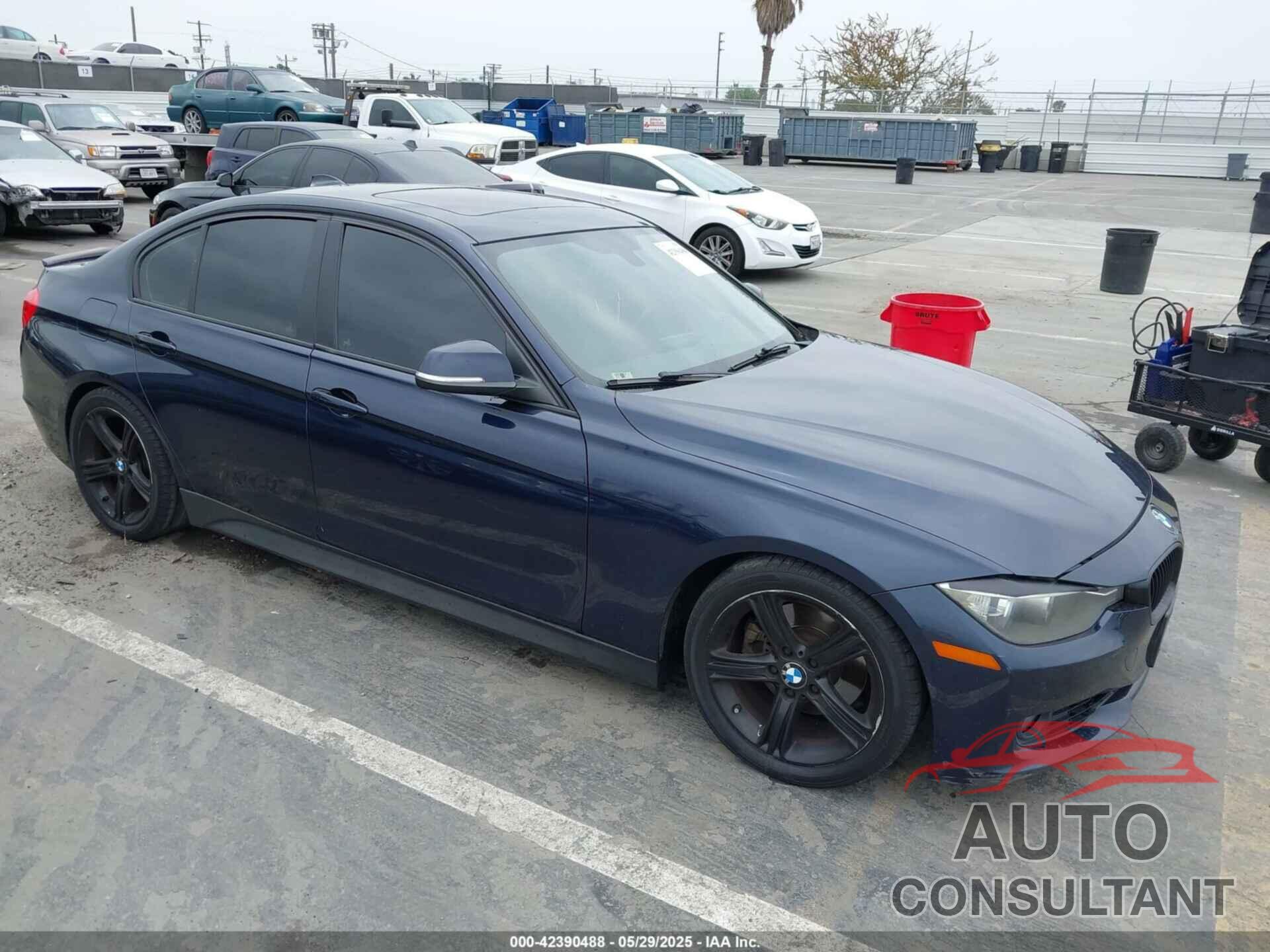 BMW 328I 2012 - WBA3A5C55CF258351