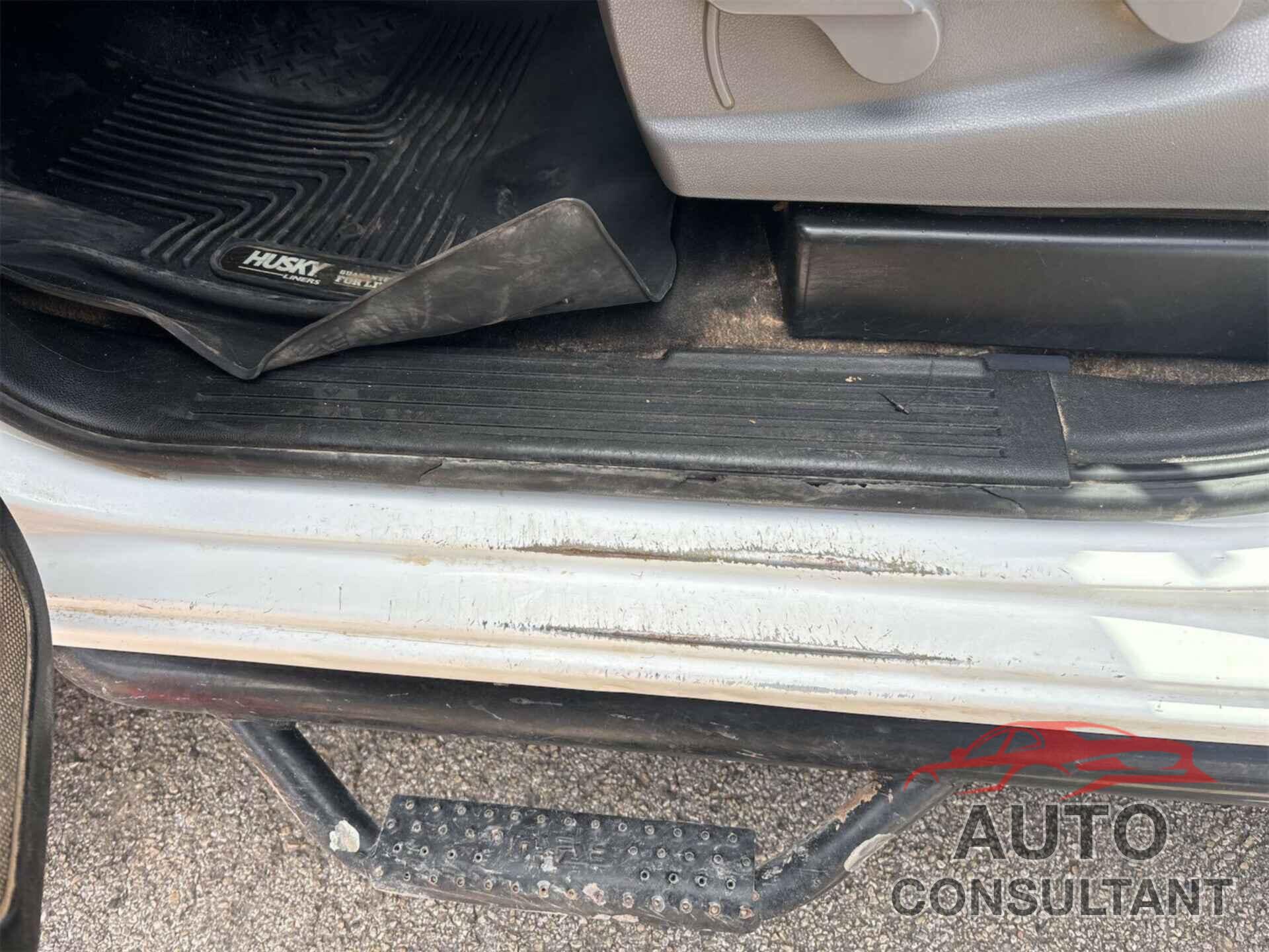 CHEVROLET SILVERADO 2019 - 2GC2KREG5K1114967