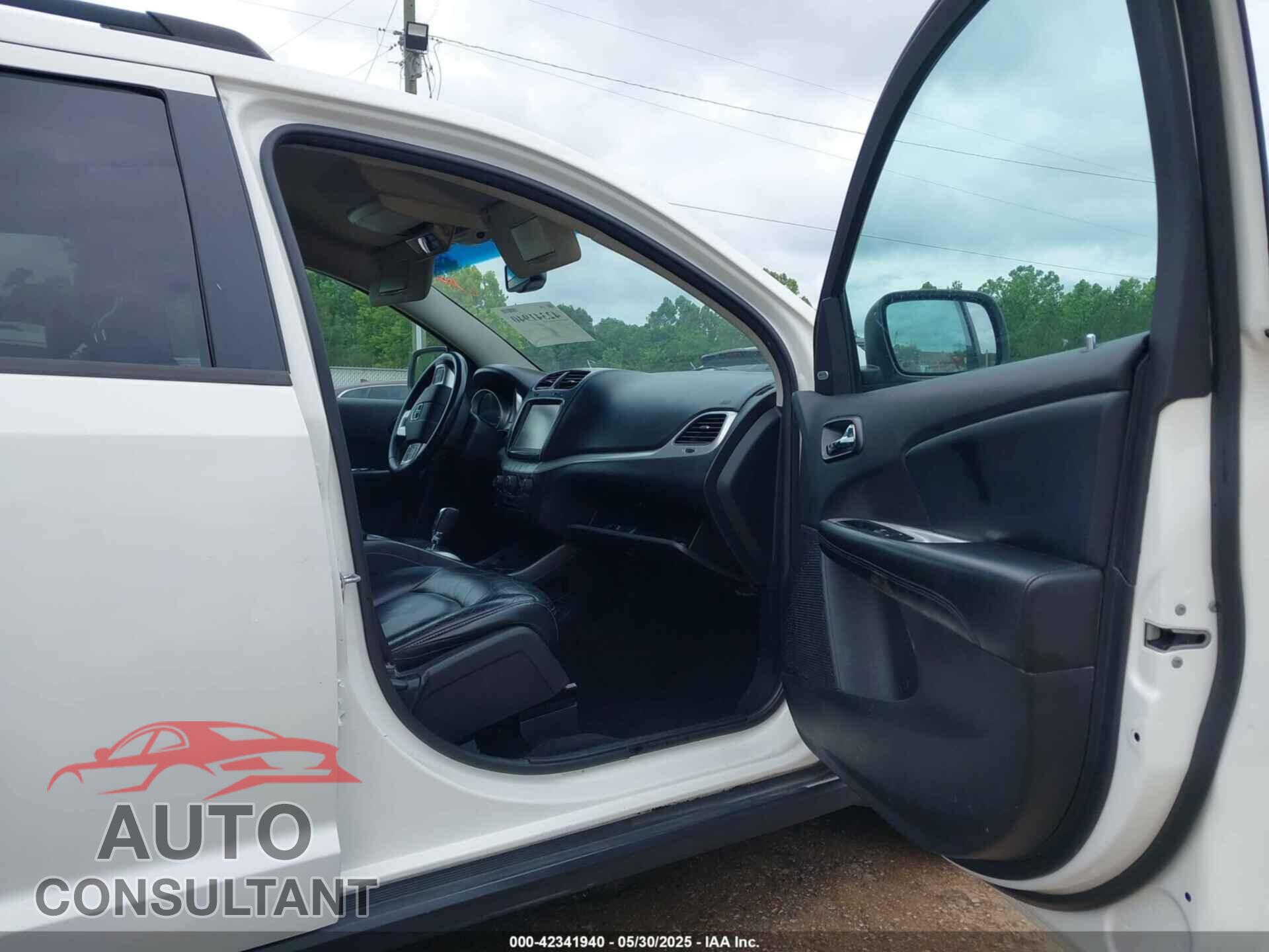 DODGE JOURNEY 2015 - 3C4PDCBB0FT618532
