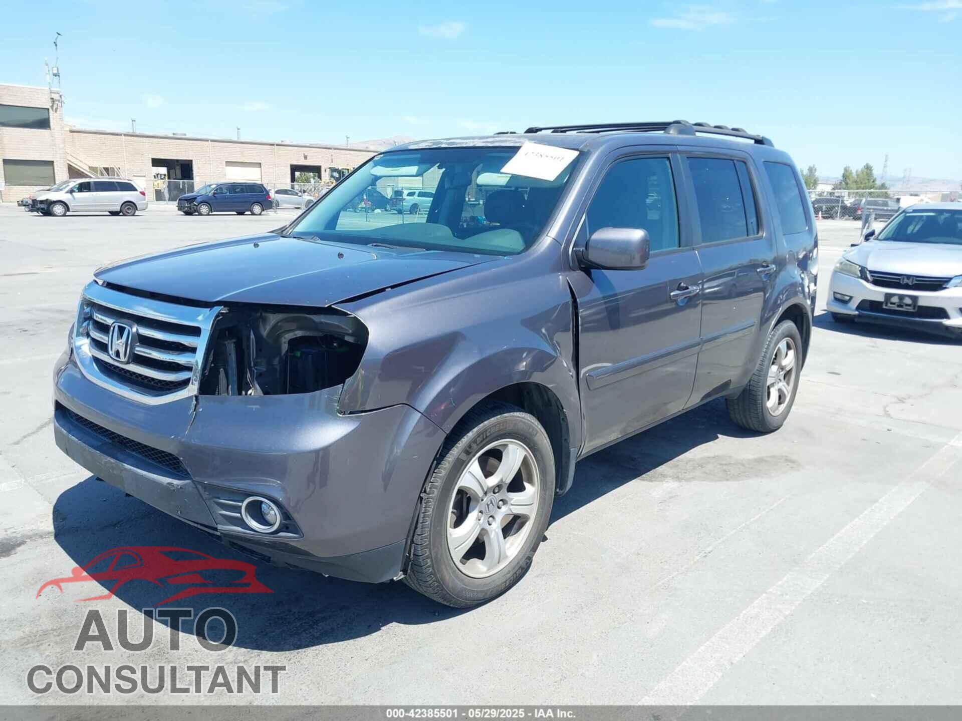HONDA PILOT 2015 - 5FNYF3H71FB013225