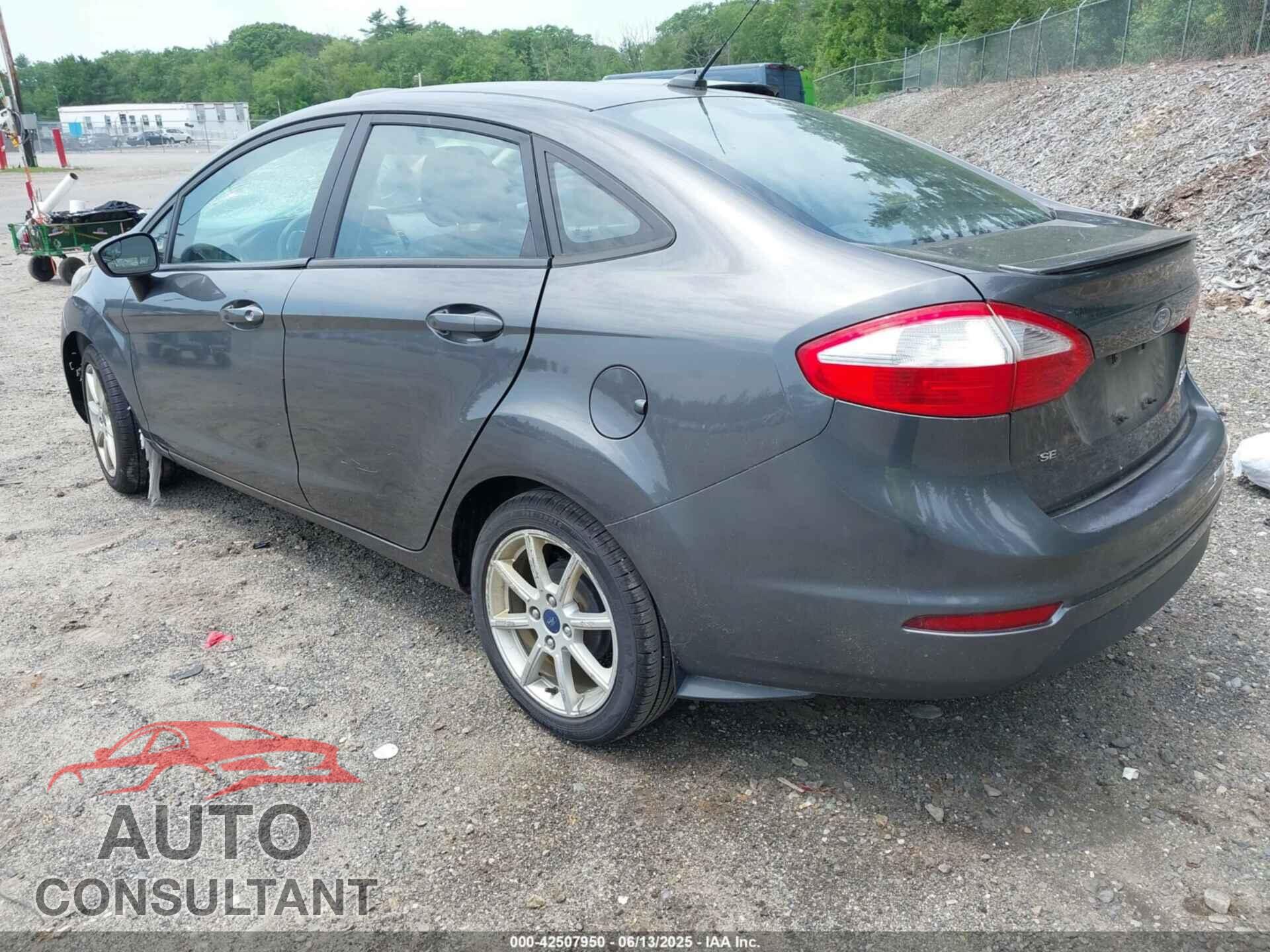 FORD FIESTA 2015 - 3FADP4BJ7FM196637