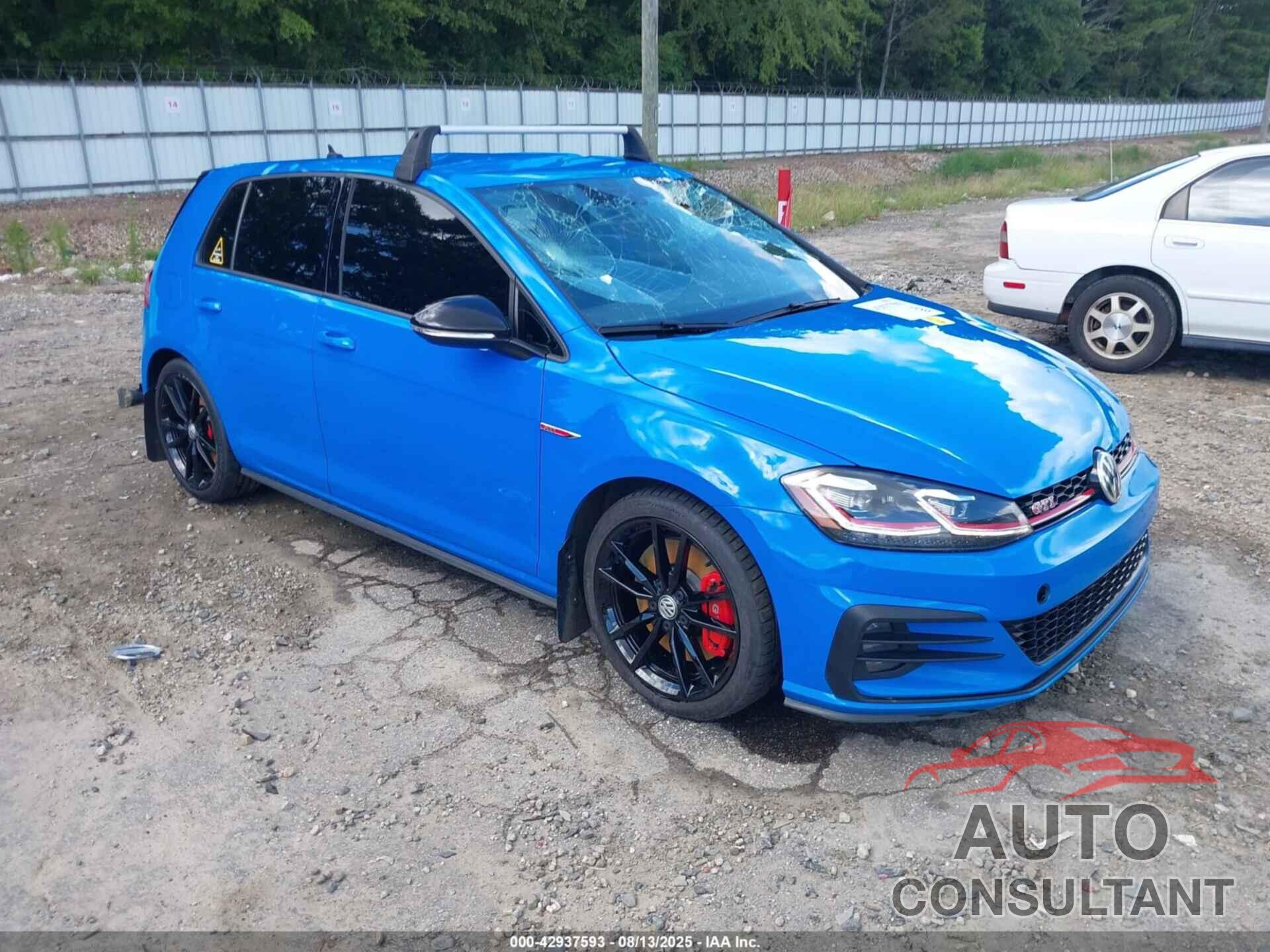VOLKSWAGEN GOLF GTI 2019 - 3VW6T7AU2KM017116