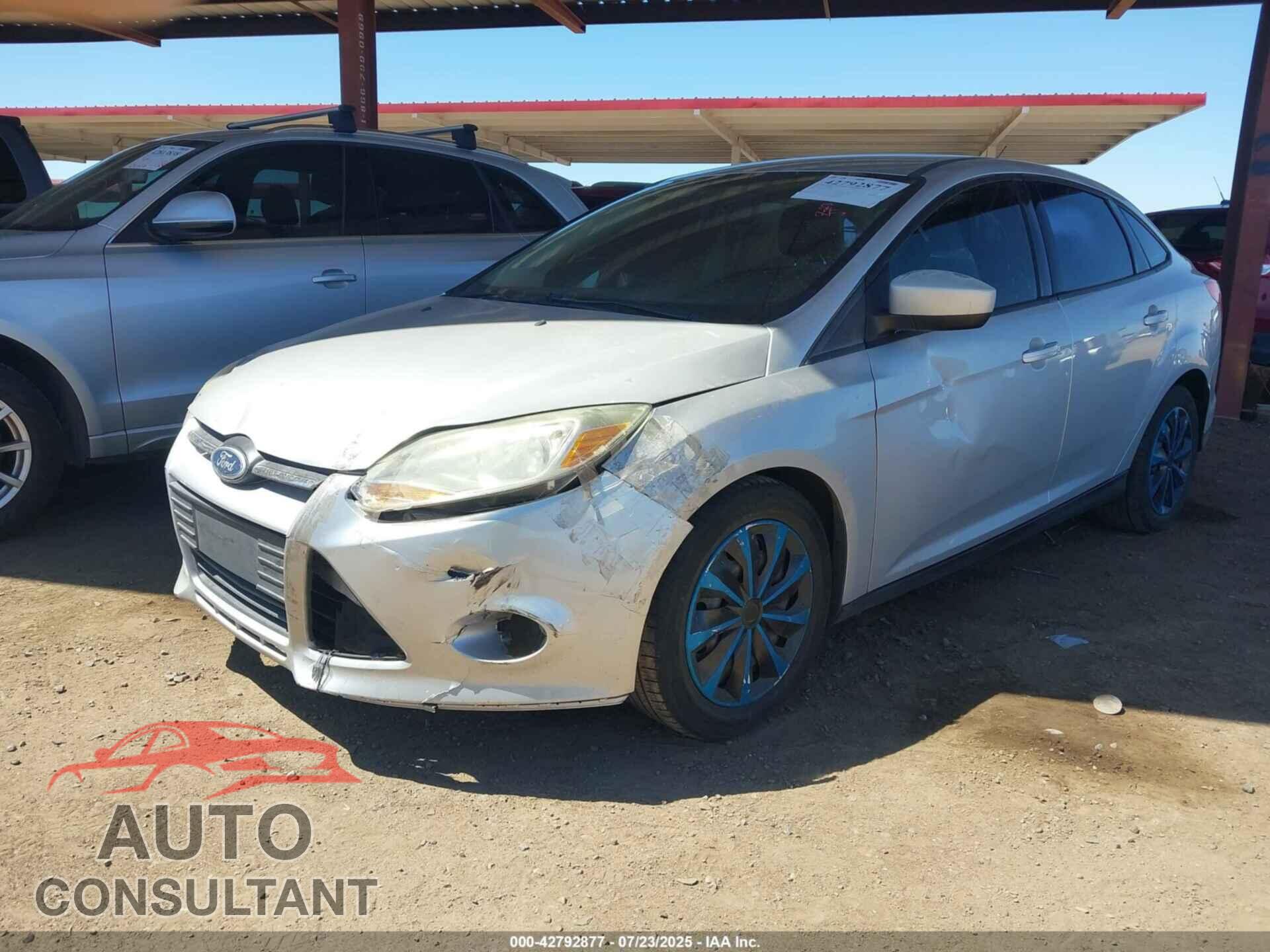 FORD FOCUS 2012 - 1FAHP3F2XCL325014