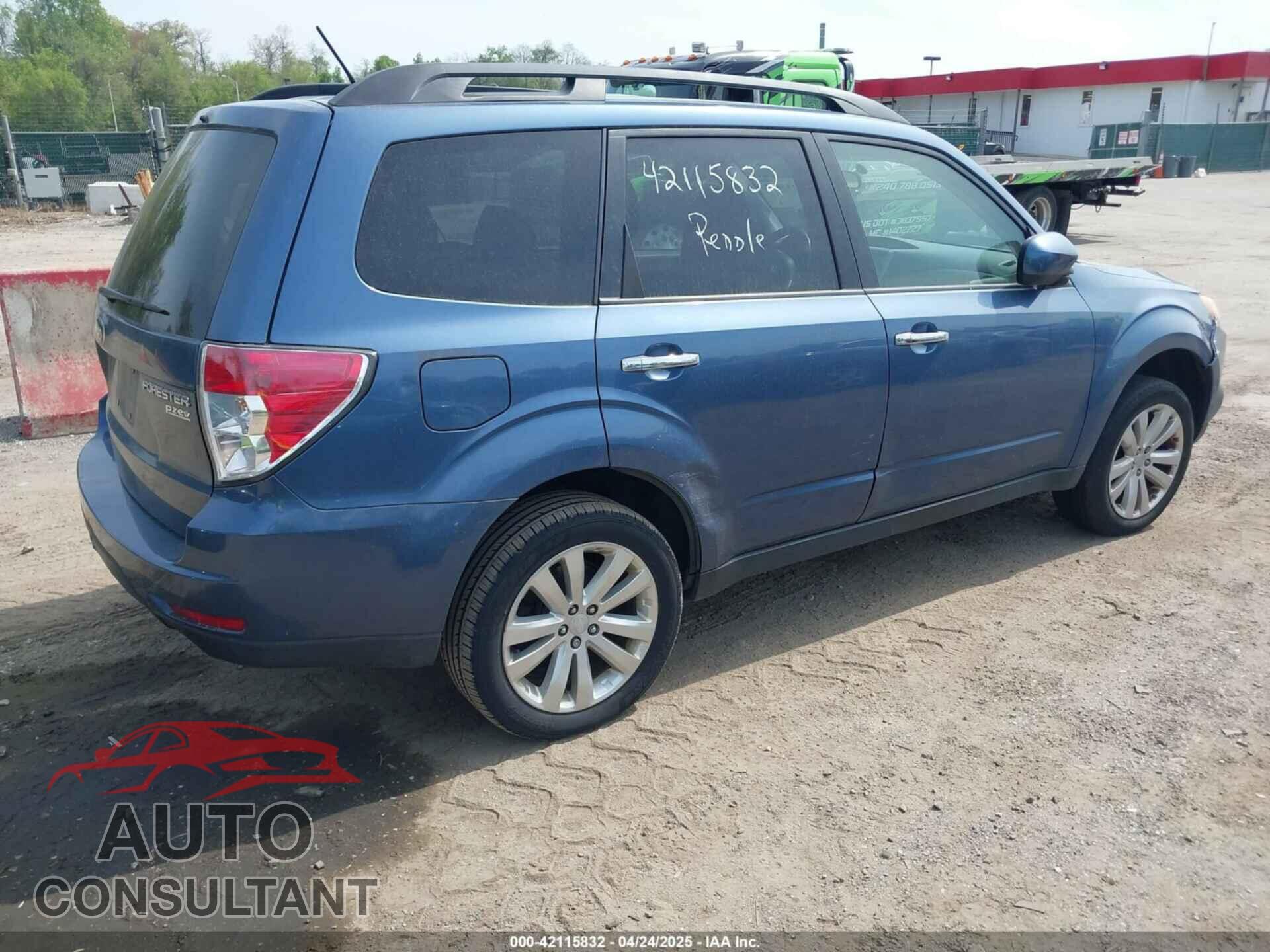 SUBARU FORESTER 2011 - JF2SHADC8BH761845