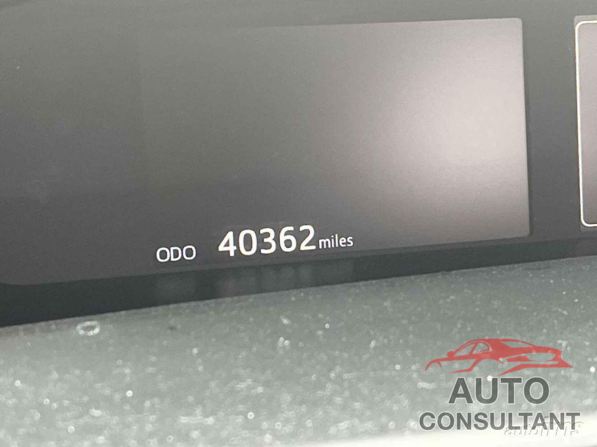 TOYOTA PRIUS 2019 - JTDKARFU6K3090647