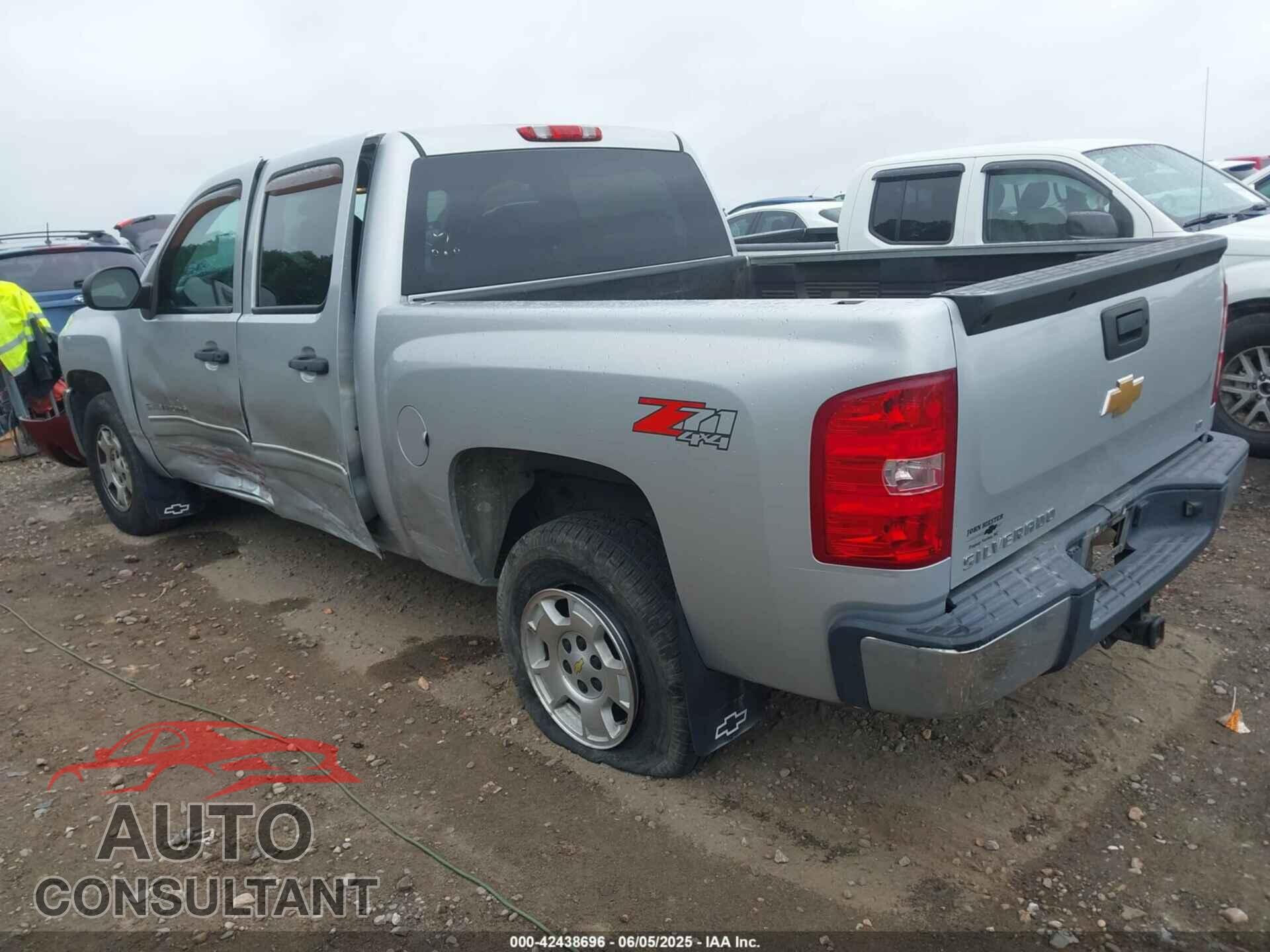 CHEVROLET SILVERADO 1500 2012 - 1GCPKSE7XCF184570