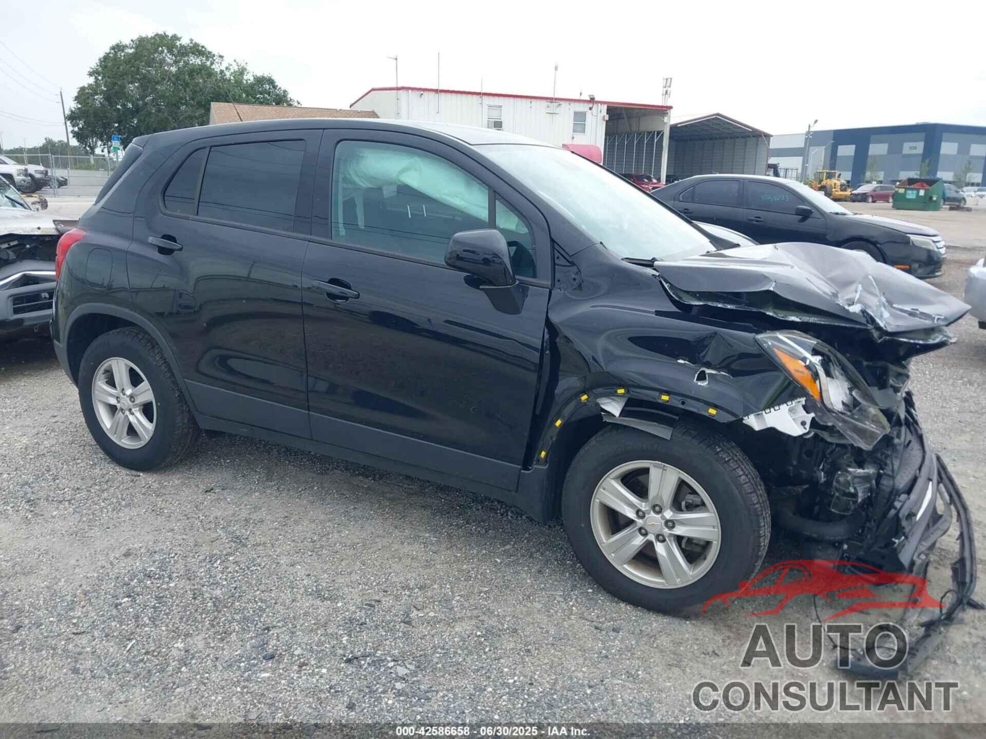CHEVROLET TRAX 2021 - KL7CJKSB8MB308609