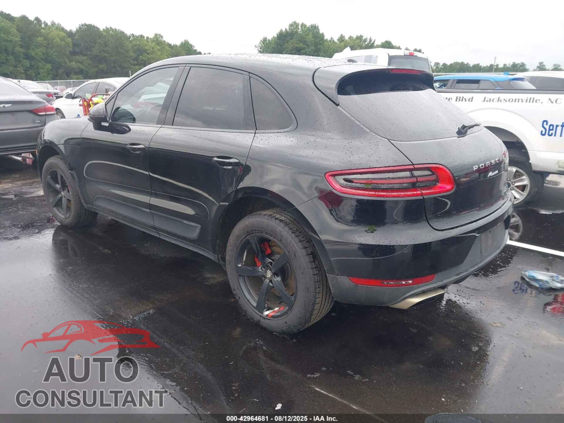 PORSCHE MACAN 2017 - WP1AA2A5XHLB06956